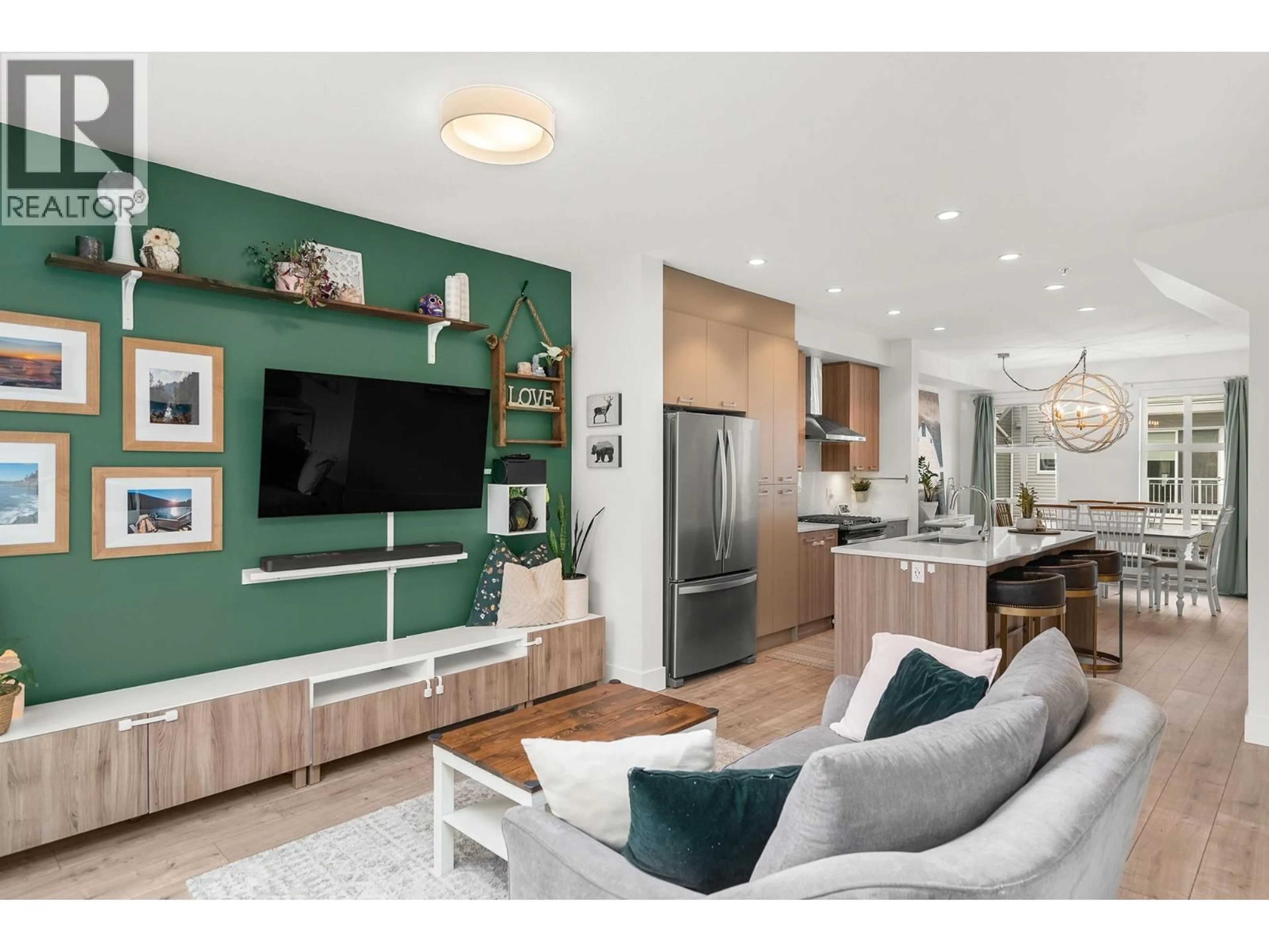 Open concept kitchen, unknown for 49 - 24076 112 AVENUE, Maple Ridge British Columbia V2W0K2