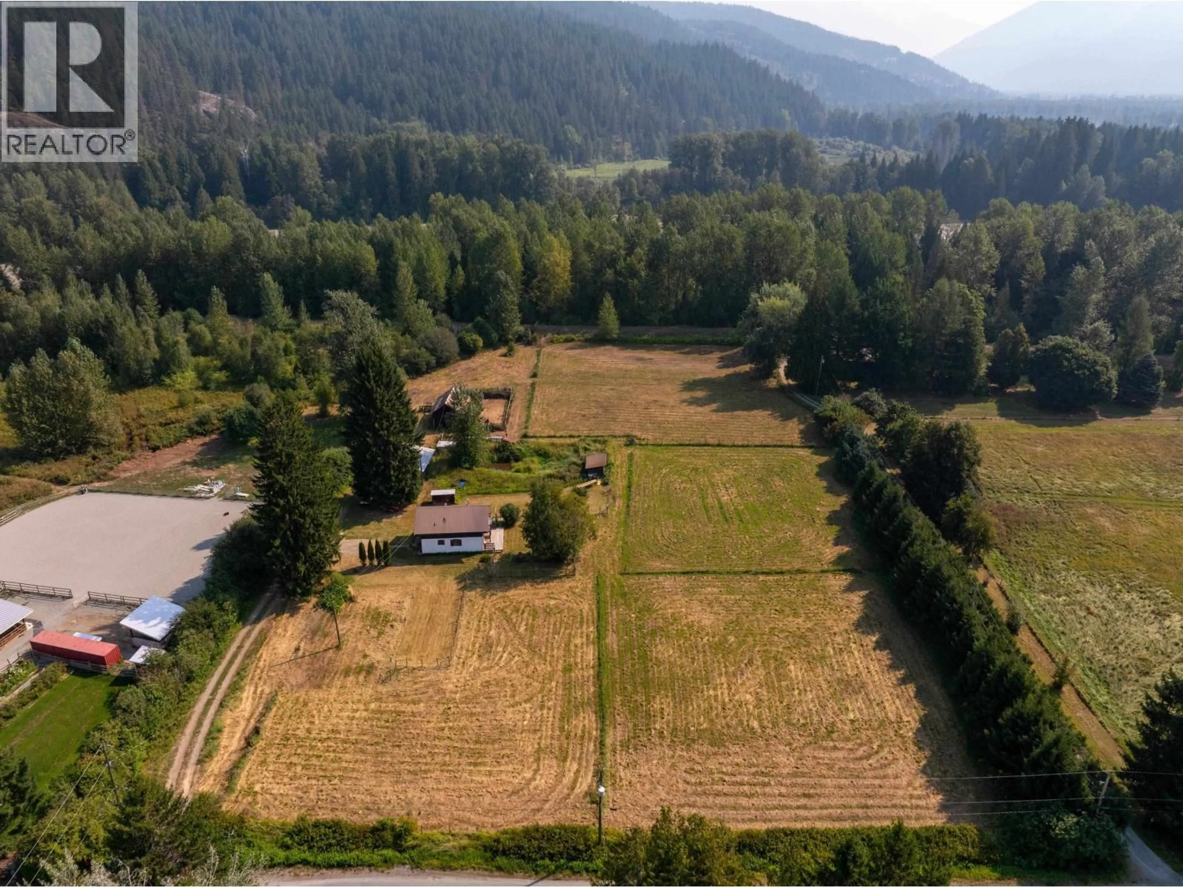 A pic from outside/outdoor area/front of a property/back of a property/a pic from drone, mountain view for 7536 URDAL ROAD, Pemberton British Columbia V0N2L0