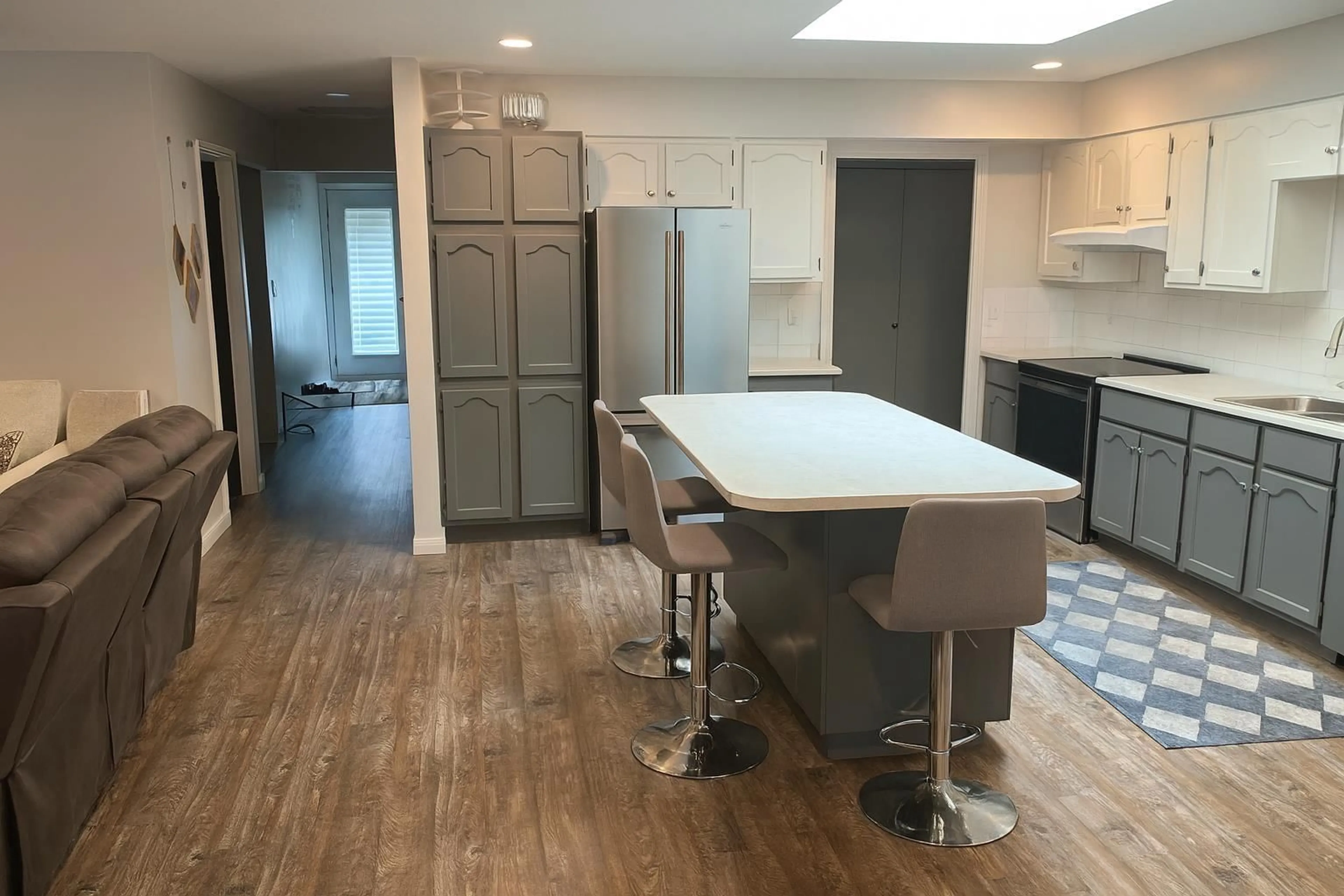 Open concept kitchen, unknown for 9170 ASHWELL ROAD, Chilliwack British Columbia V2P7L9