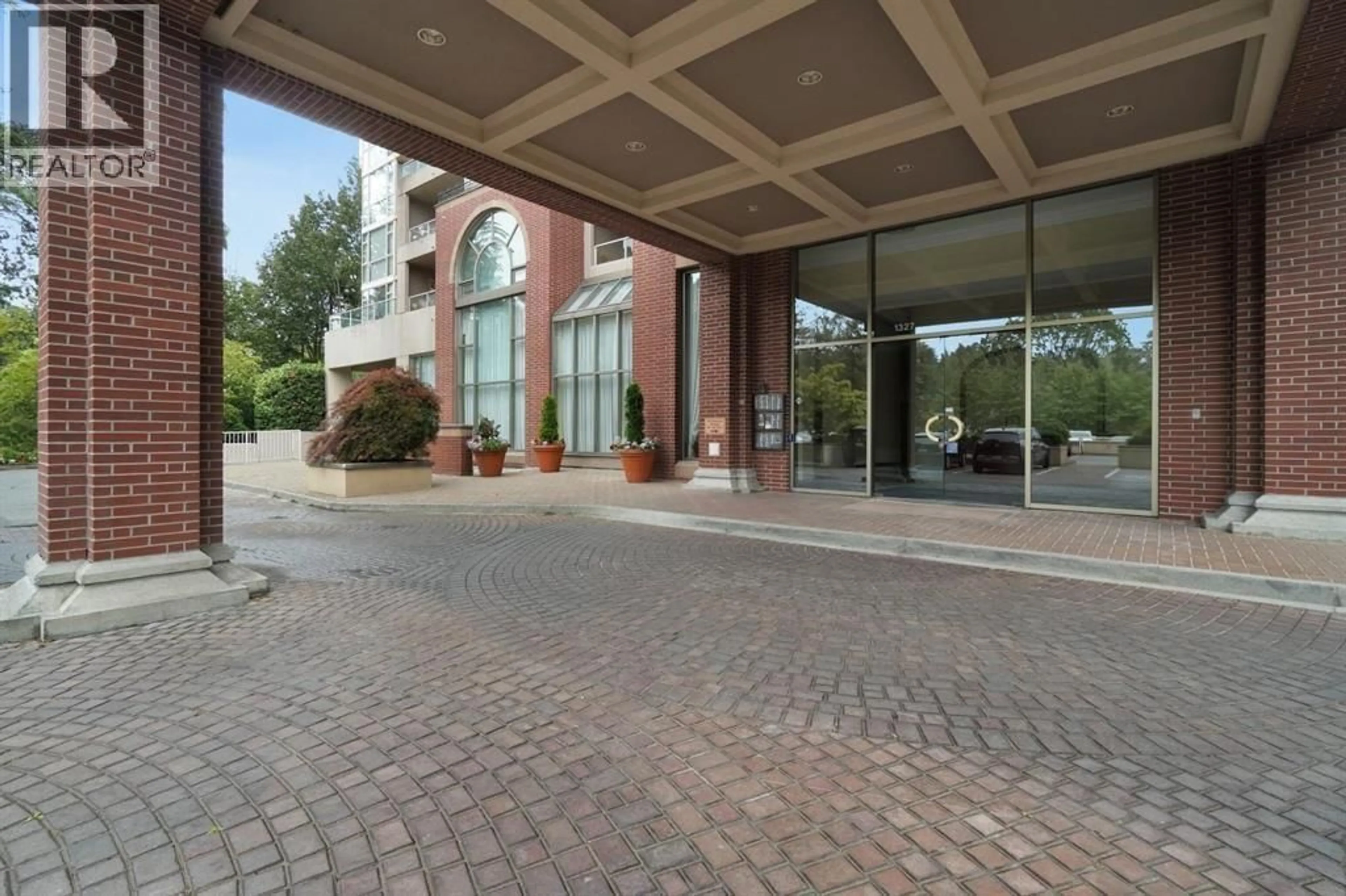 Unknown for 205 - 1327 KEITH ROAD, North Vancouver British Columbia V7J3T5