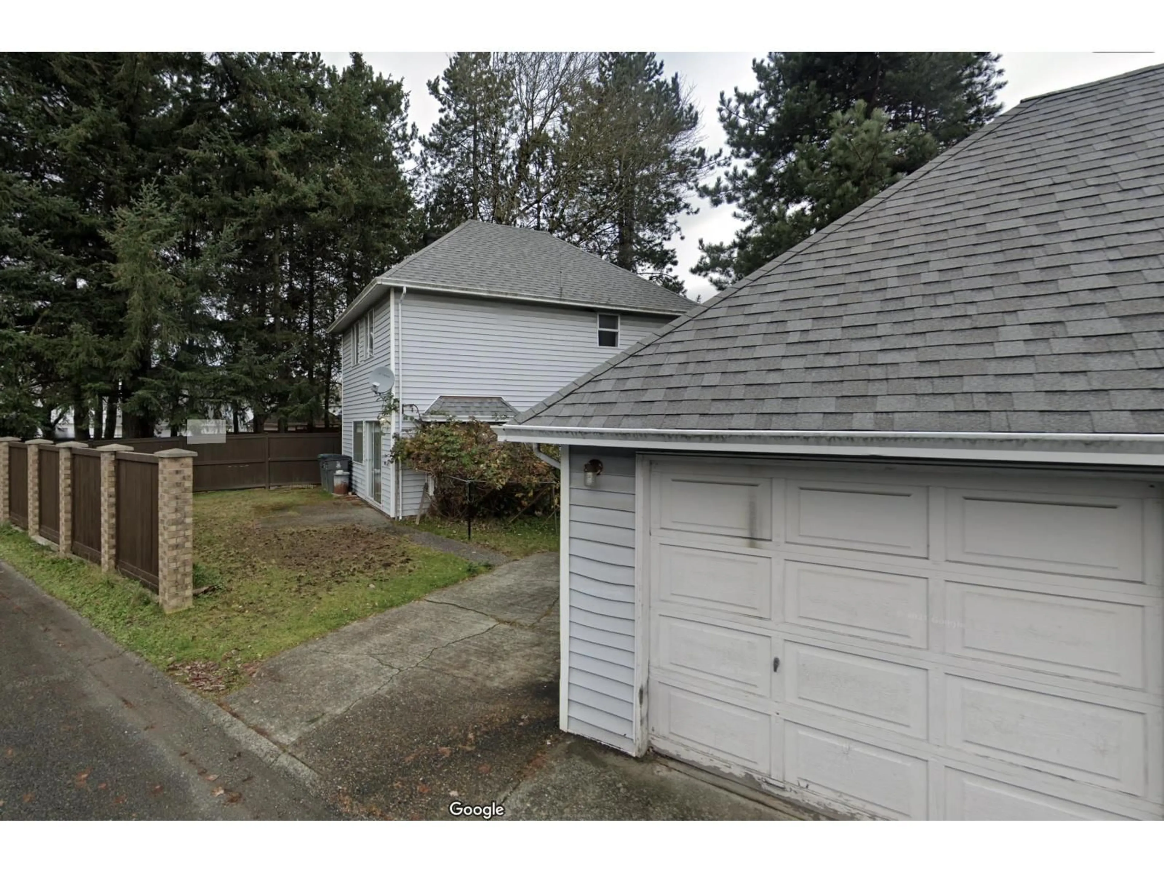 A pic from outside/outdoor area/front of a property/back of a property/a pic from drone, street for 12842 72B, Surrey British Columbia V3W9B9