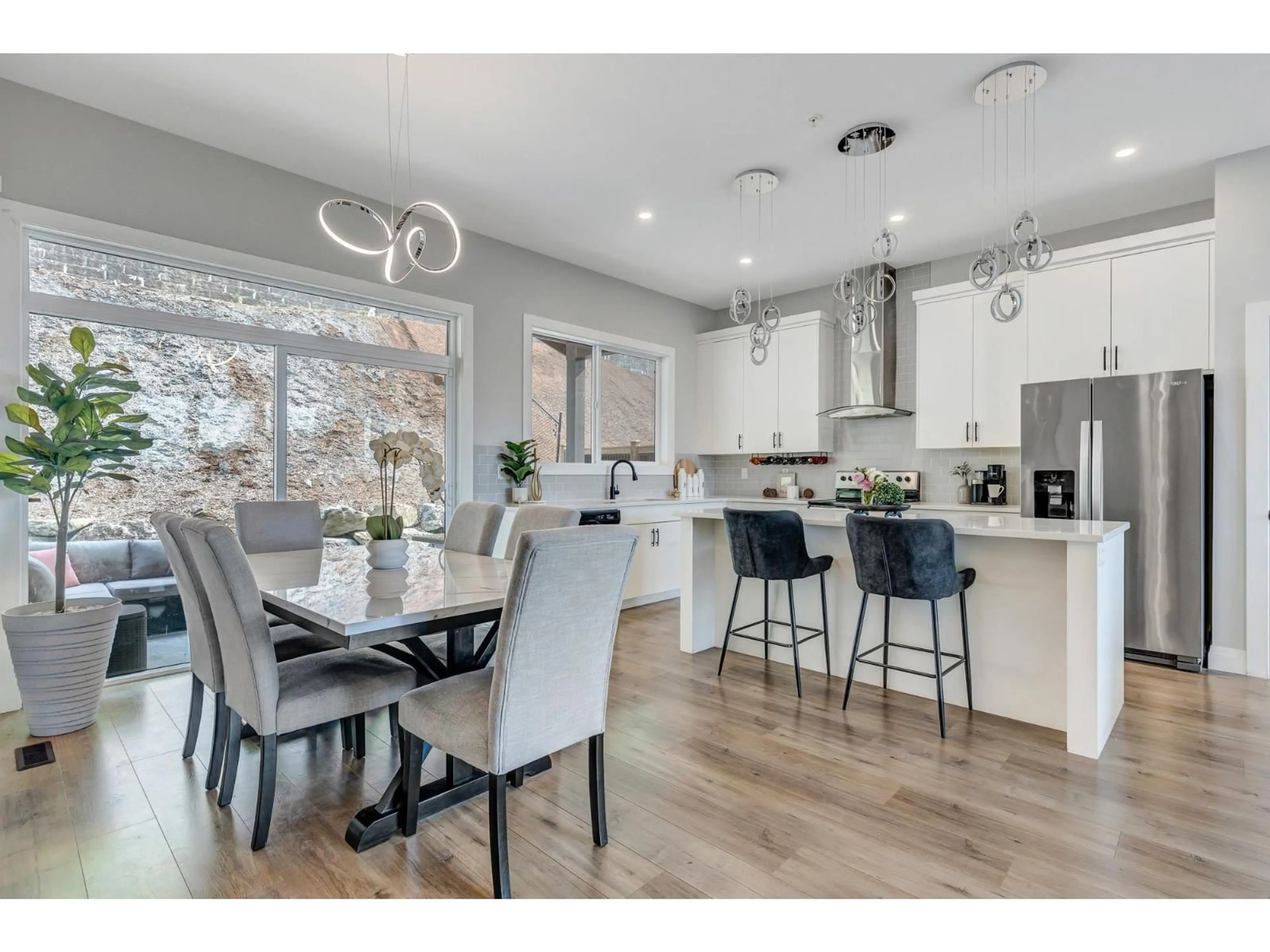 Open concept kitchen, unknown for 47184 SYLVAN DRIVE, Chilliwack British Columbia V2R0R8