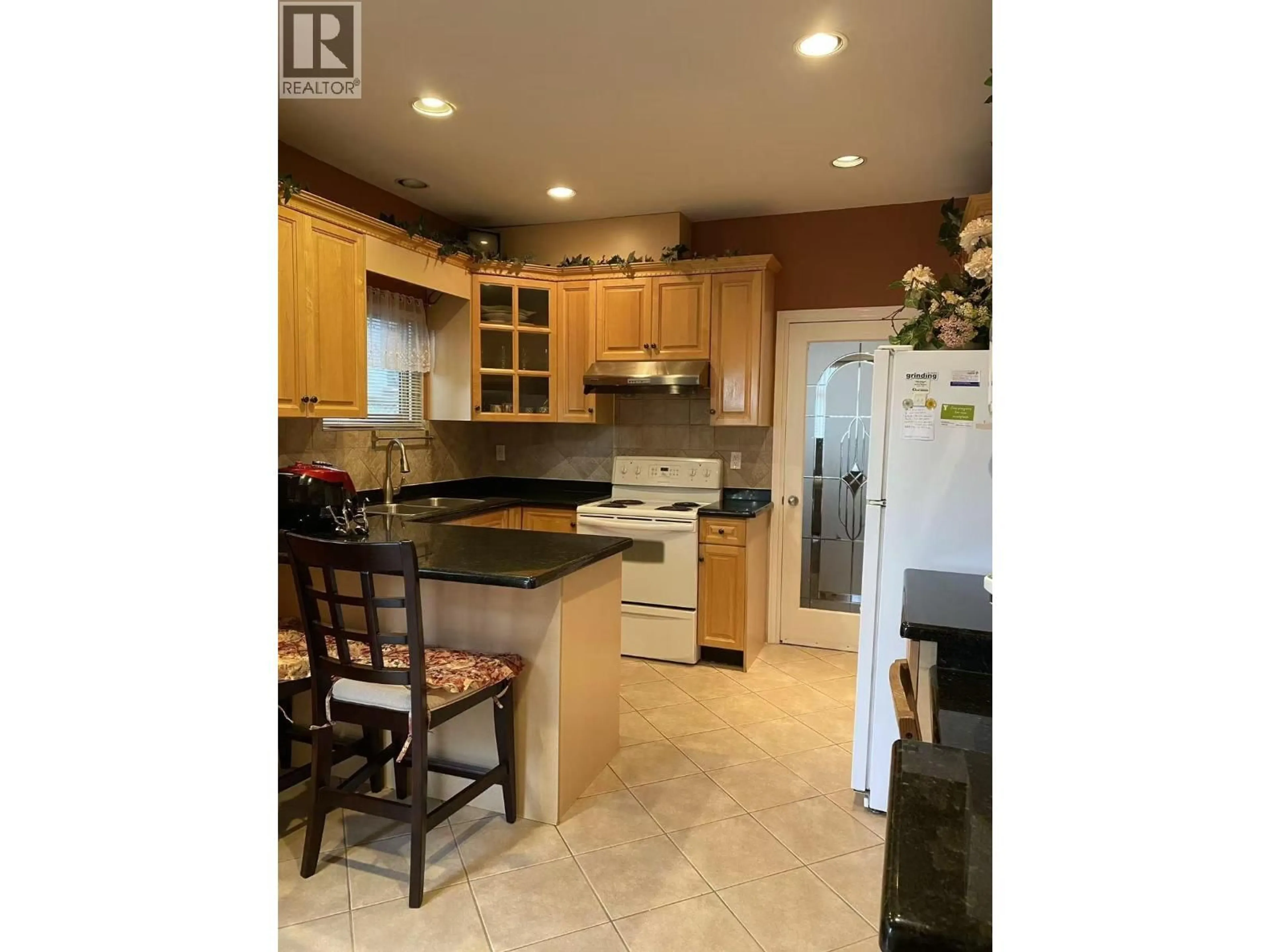 Open concept kitchen, unknown for 6060 CLINTON STREET, Burnaby British Columbia V5J2M5