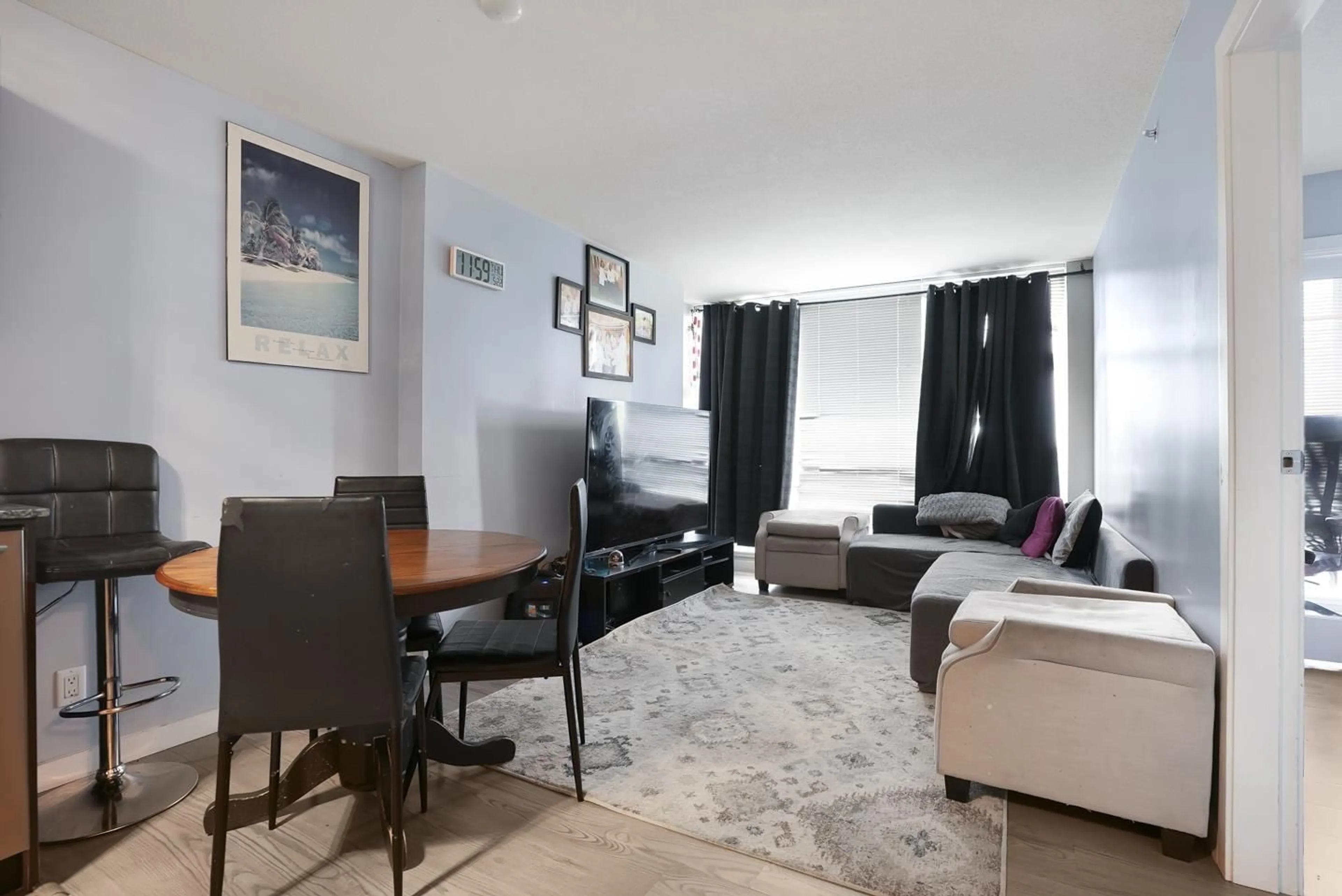 Living room with furniture, unknown for 501 - 13618 100, Surrey British Columbia V3T0A8