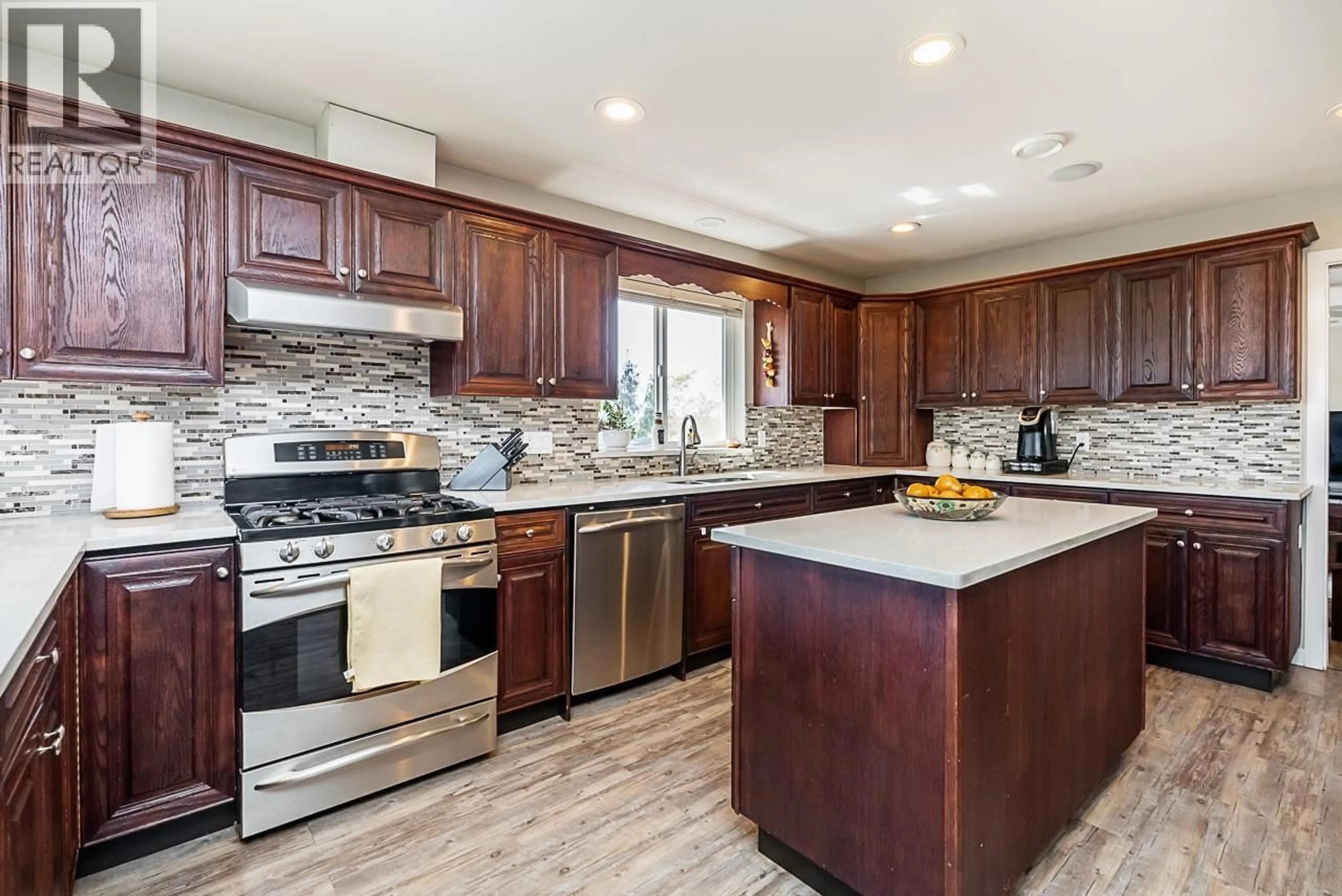Open concept kitchen, unknown for 13795 HALE ROAD, Pitt Meadows British Columbia V3Y1Z1