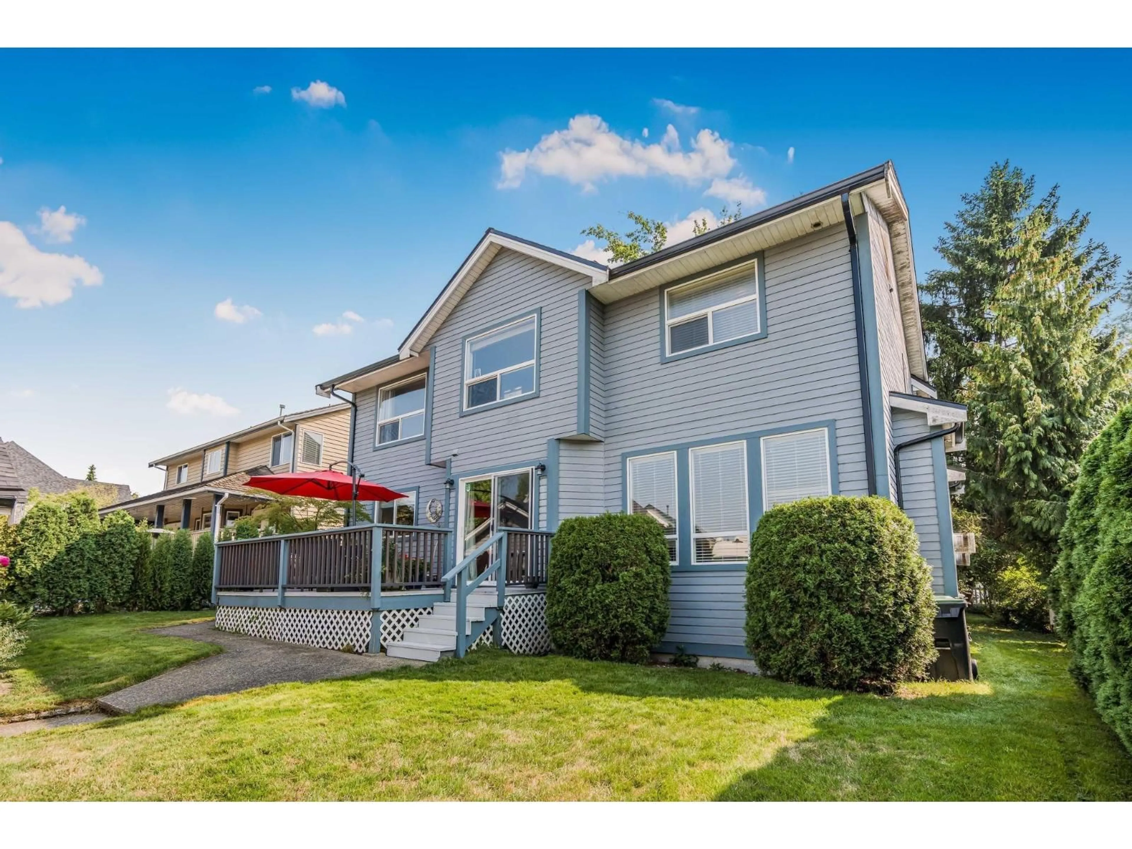 Home with vinyl exterior material, street for 21615 46, Langley British Columbia V3A8M9