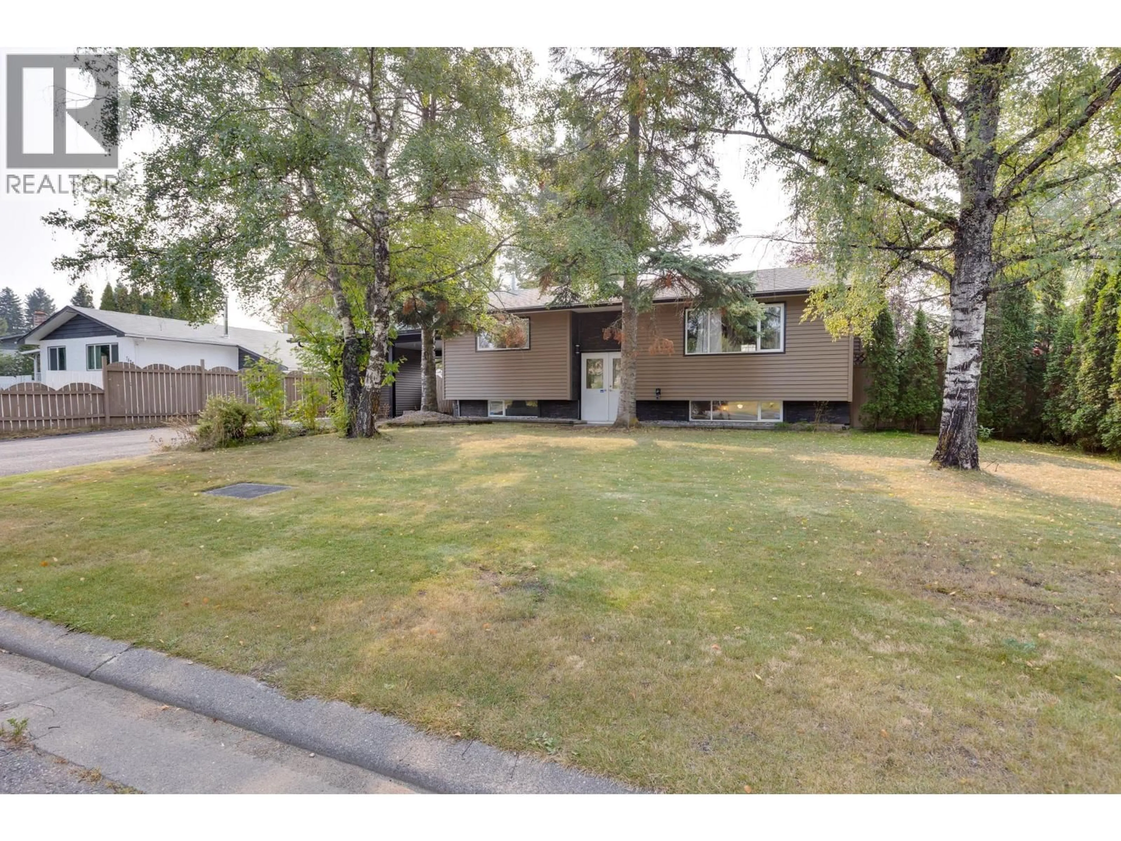 Unknown for 7827 QUEENS CRESCENT, Prince George British Columbia V2N3H3