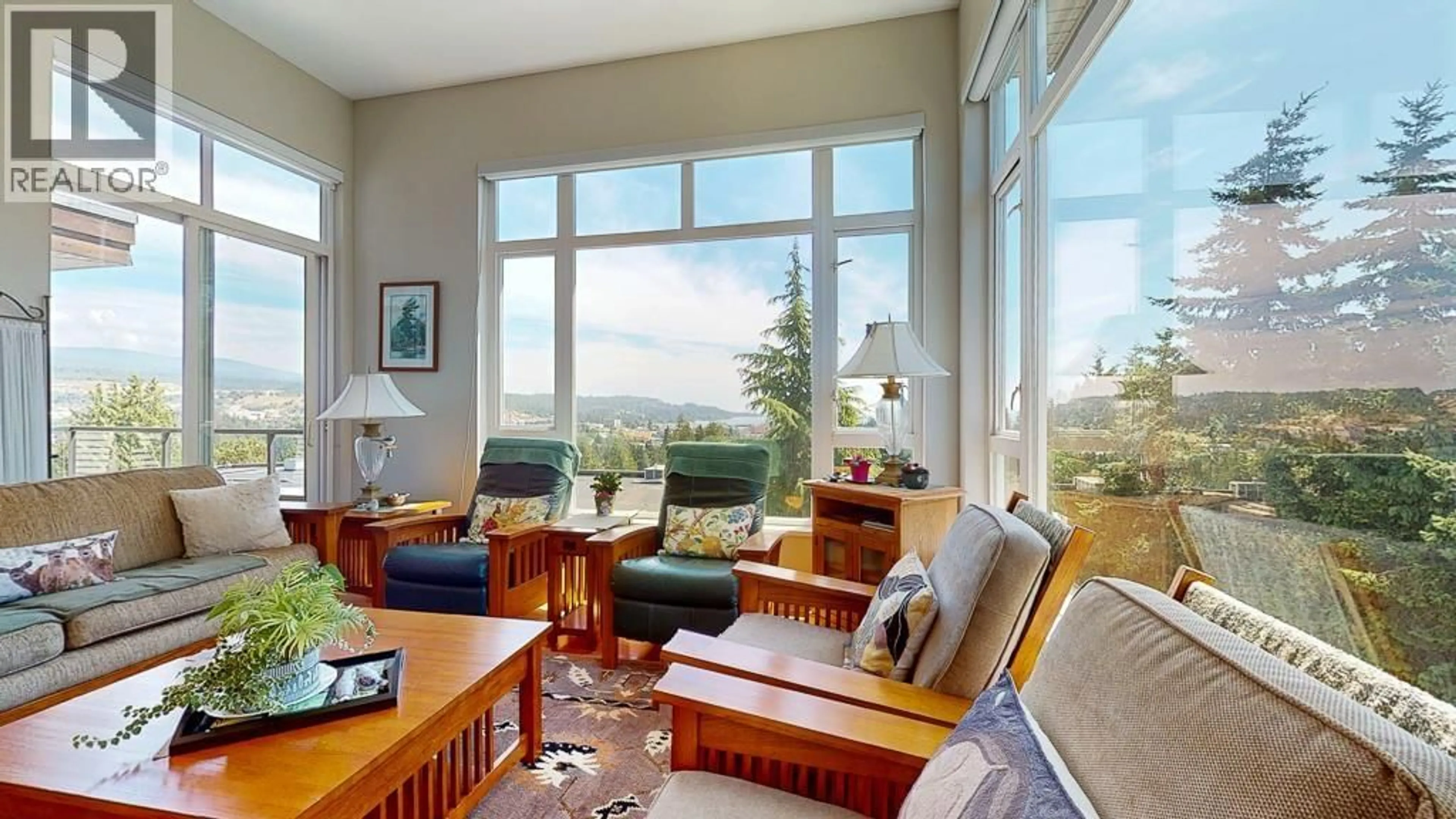 Living room with furniture, unknown for 11 - 5780 TRAIL AVENUE, Sechelt British Columbia V7Z0K5
