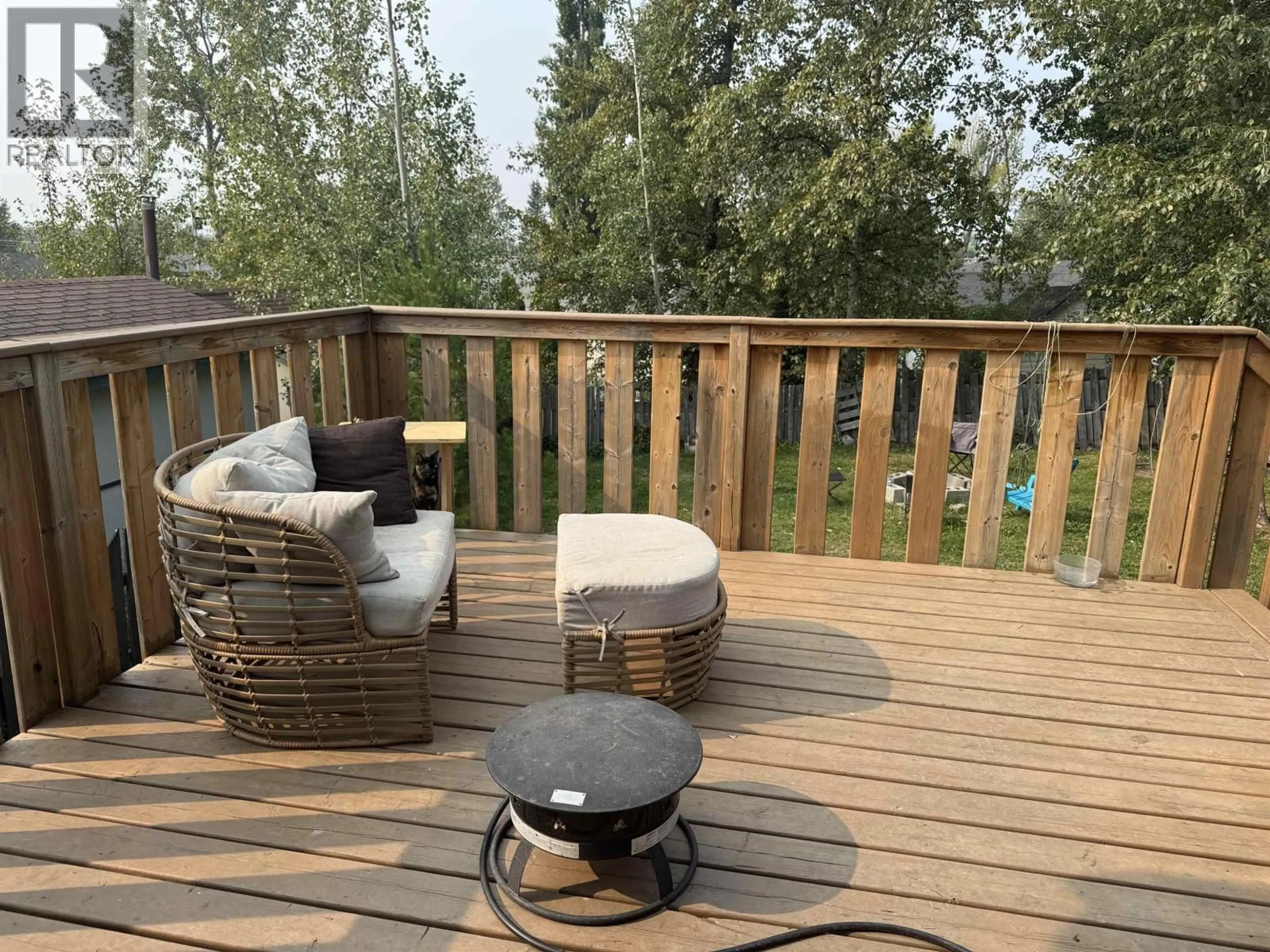 Patio, water/lake/river/ocean view for 231 CENTENNIAL DRIVE, Mackenzie British Columbia V0C2C0
