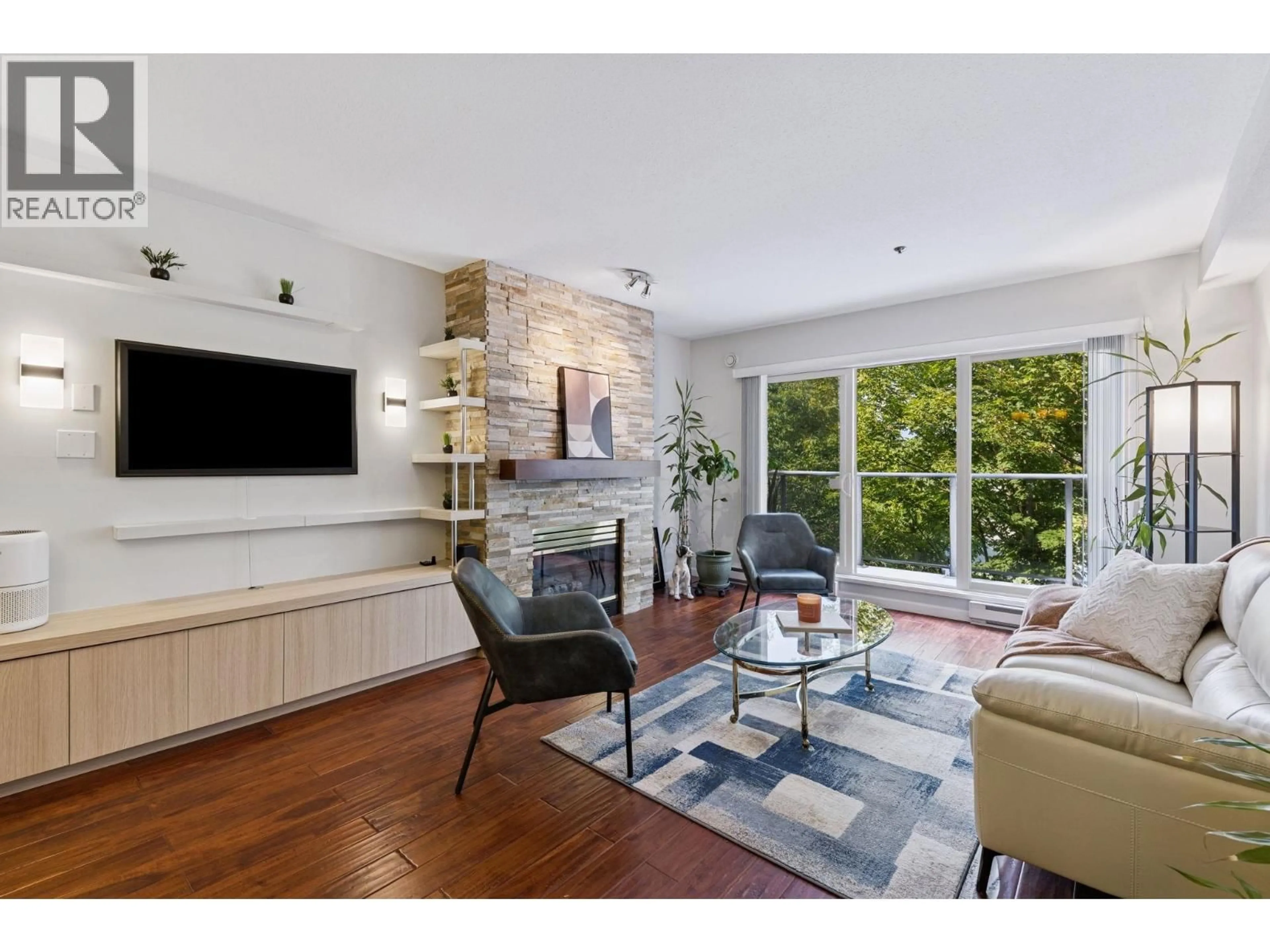 Living room with furniture, unknown for 305 - 980 21 AVENUE, Vancouver British Columbia V5Z1Z1