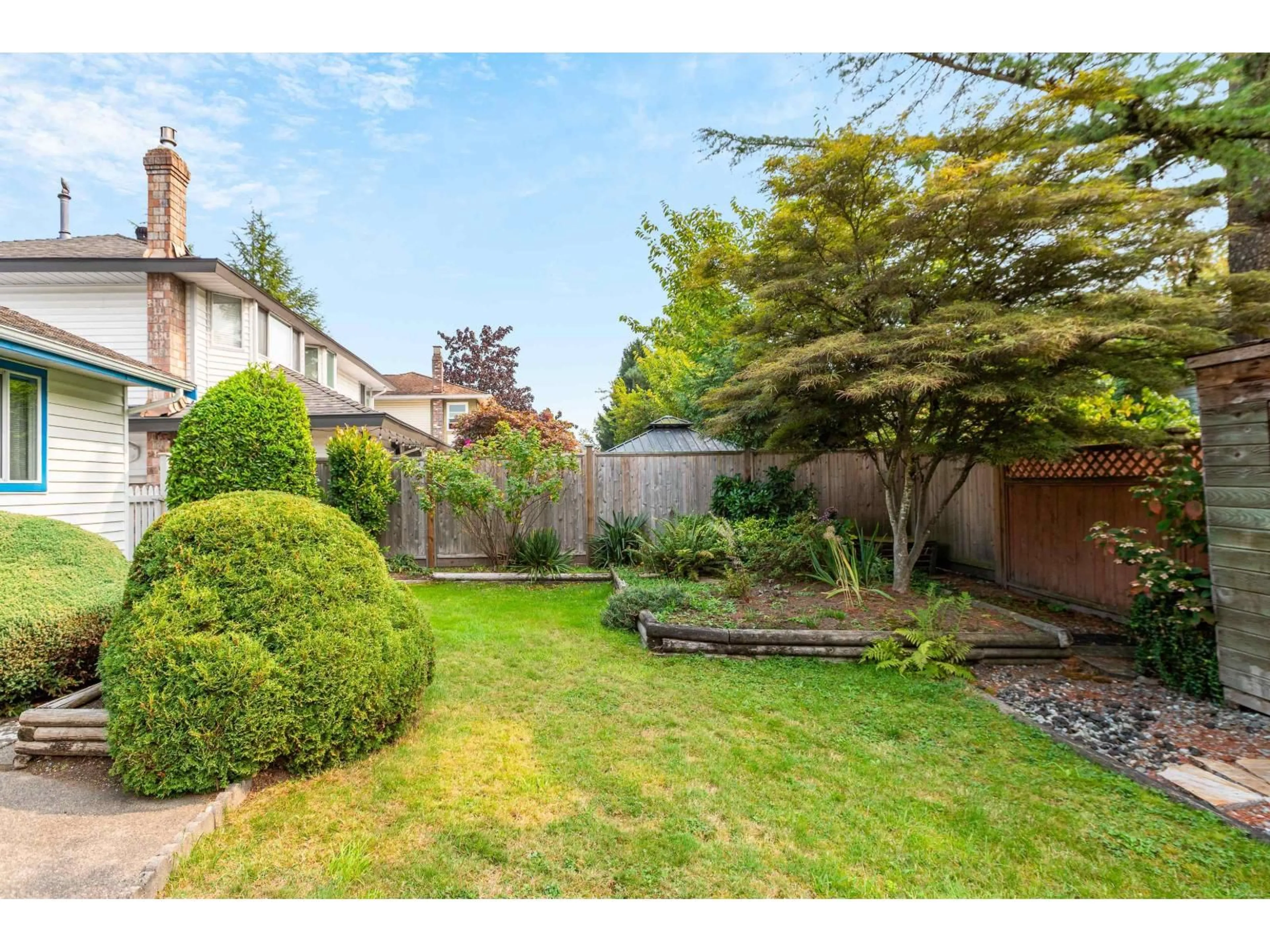 Patio, street for 21376 86A, Langley British Columbia V1M2A2