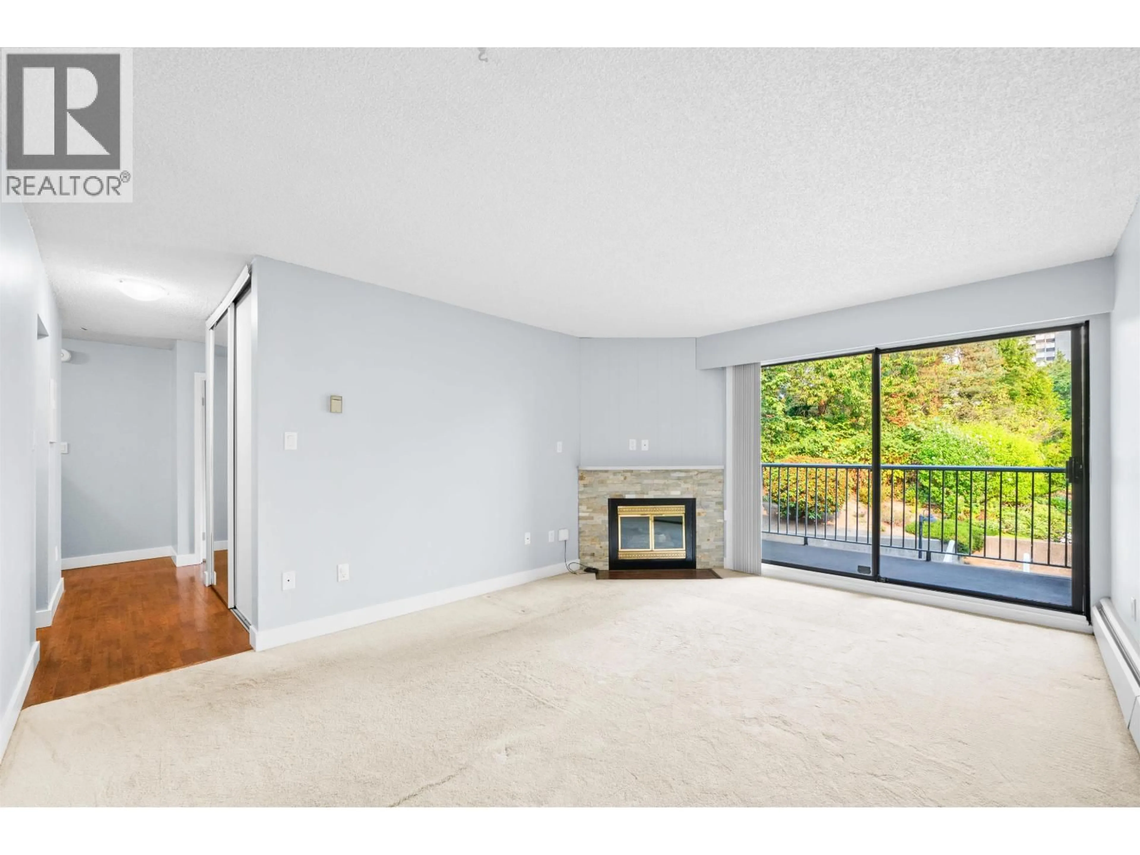 Unknown for 201 - 3901 CARRIGAN COURT, Burnaby British Columbia V3N4K1
