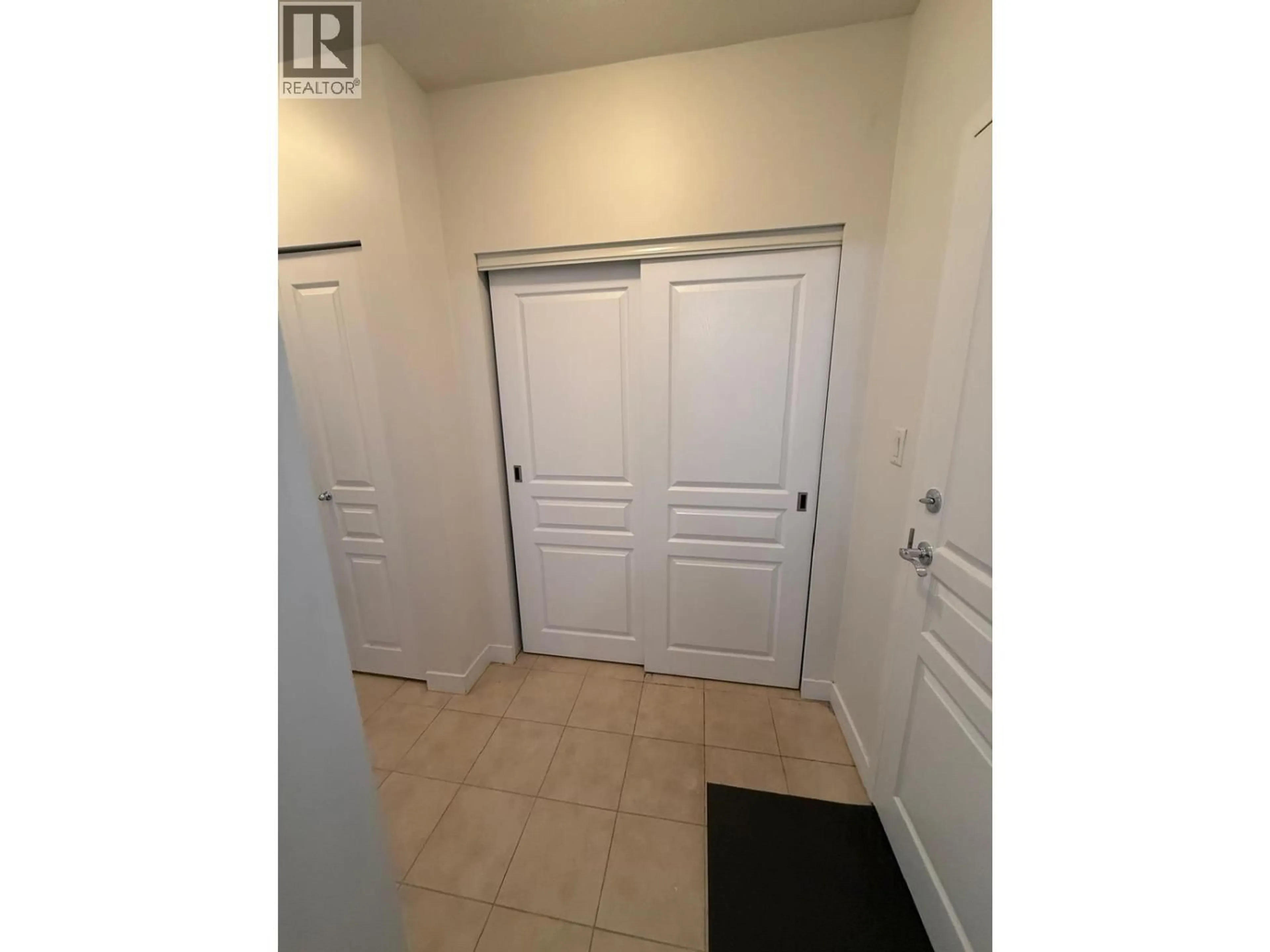 Storage room or clothes room or walk-in closet for 302 - 4028 KNIGHT STREET, Vancouver British Columbia V5N5Y8