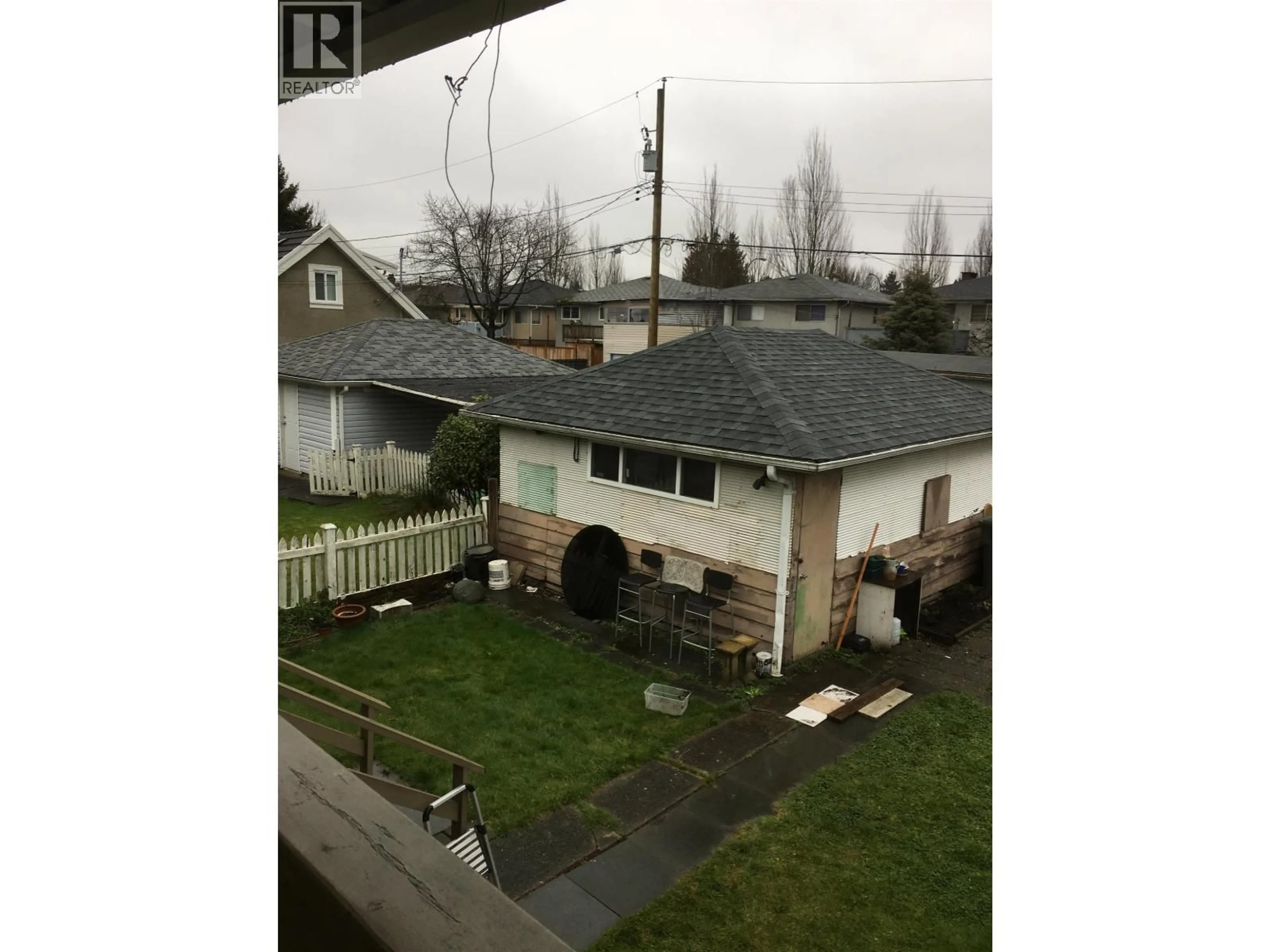 A pic from outside/outdoor area/front of a property/back of a property/a pic from drone, street for 5848 CULLODEN STREET, Vancouver British Columbia V5W3S2