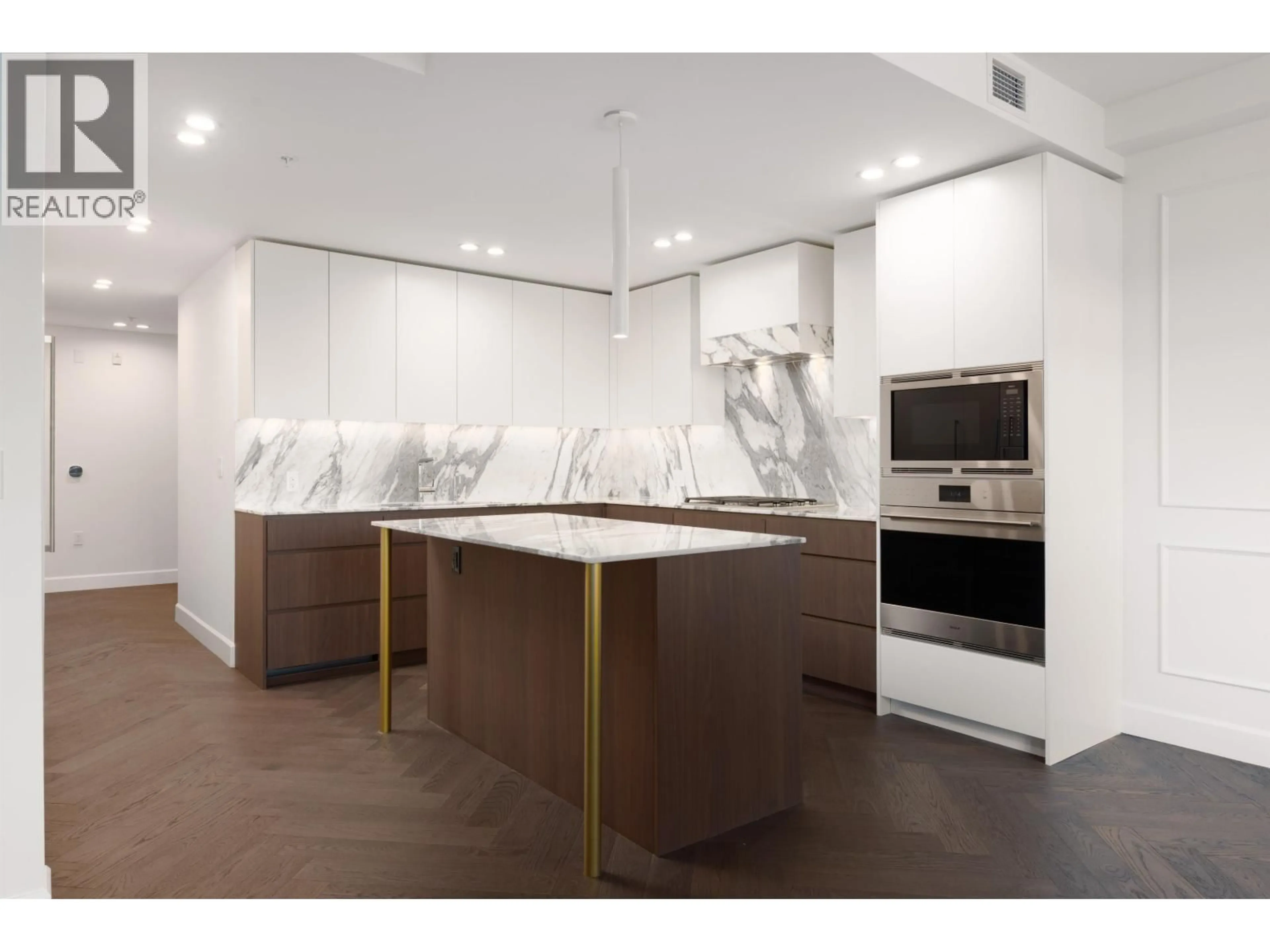 Contemporary kitchen, unknown for 101 - 3668 10TH AVENUE, Vancouver British Columbia V6R0G4