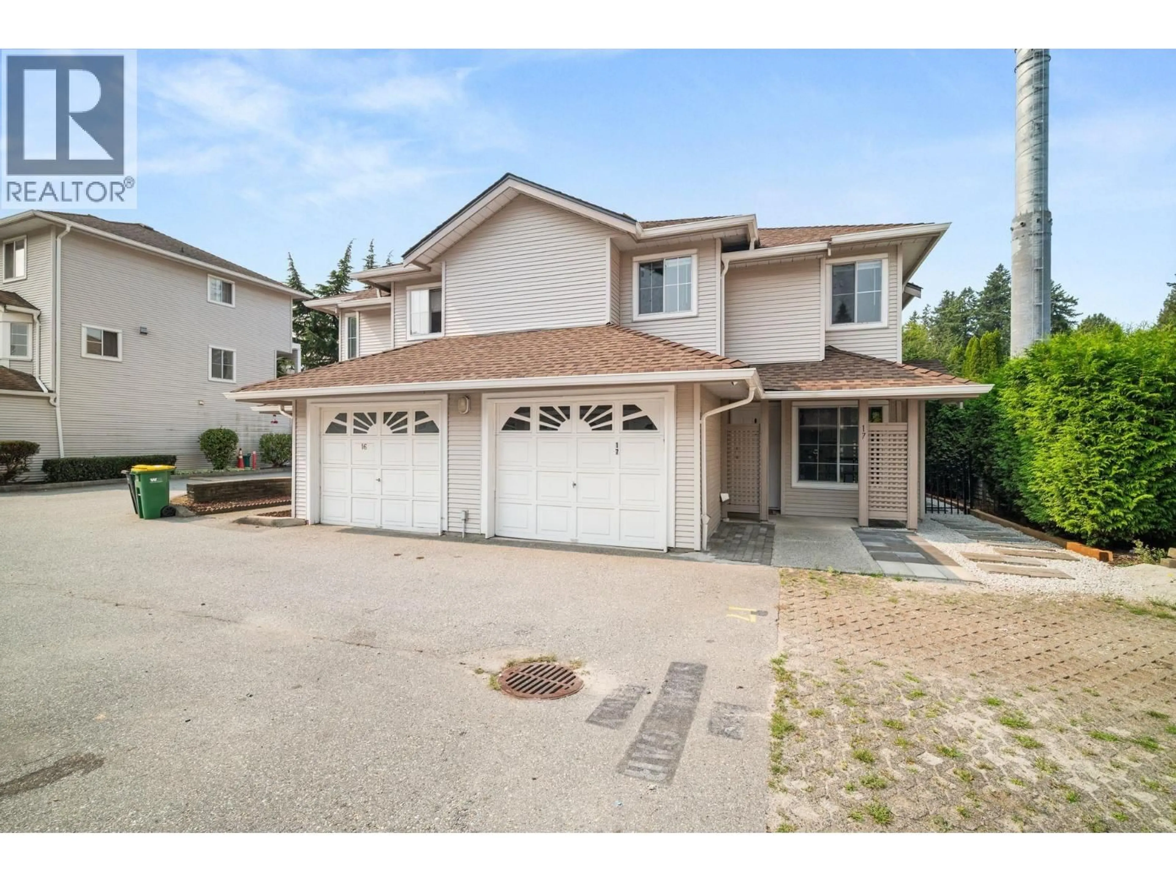 Unknown for 17 - 12188 HARRIS ROAD, Pitt Meadows British Columbia V3Y2N3