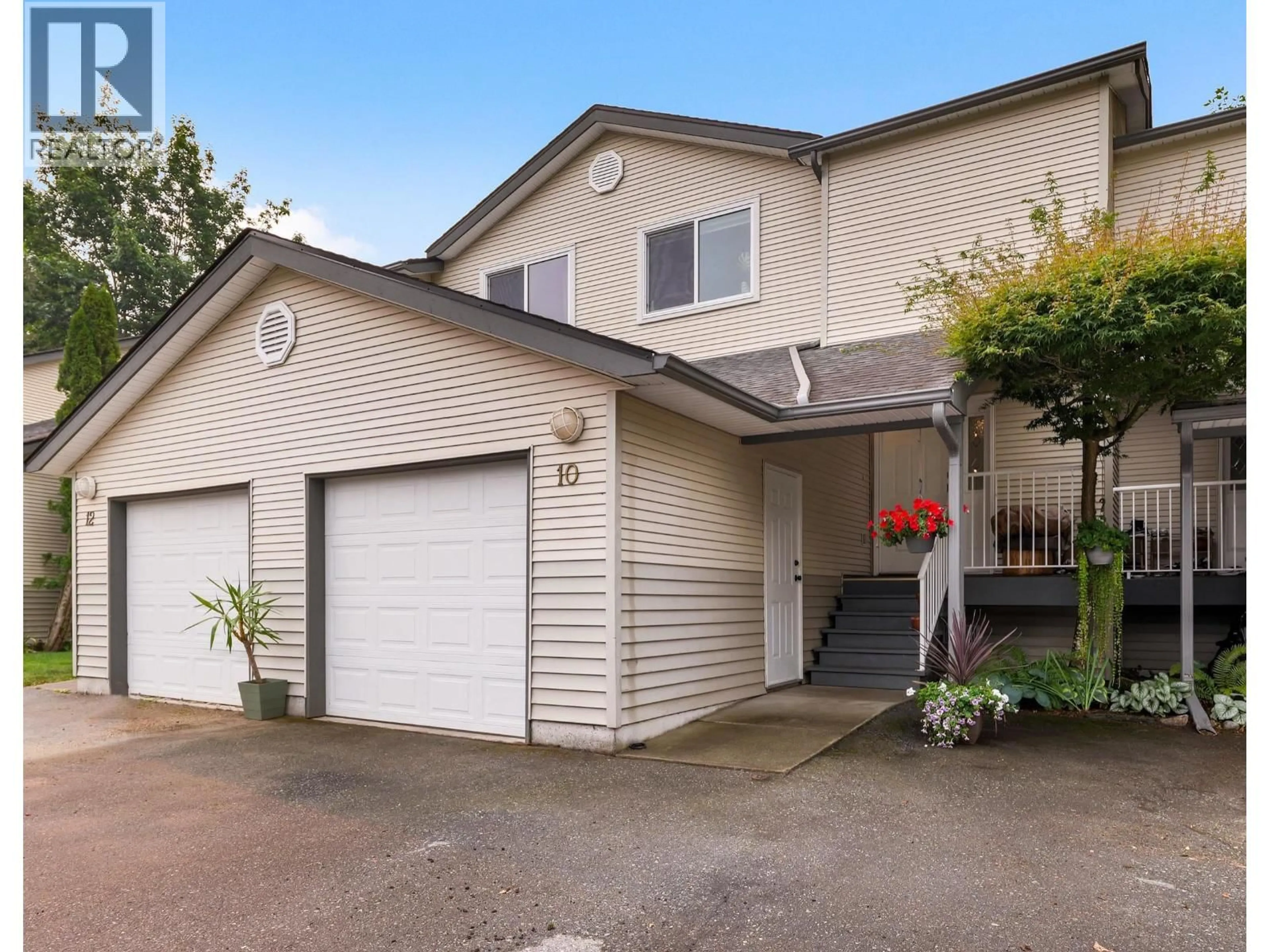 Unknown for 10 - 39920 GOVERNMENT ROAD, Squamish British Columbia V8B0G5