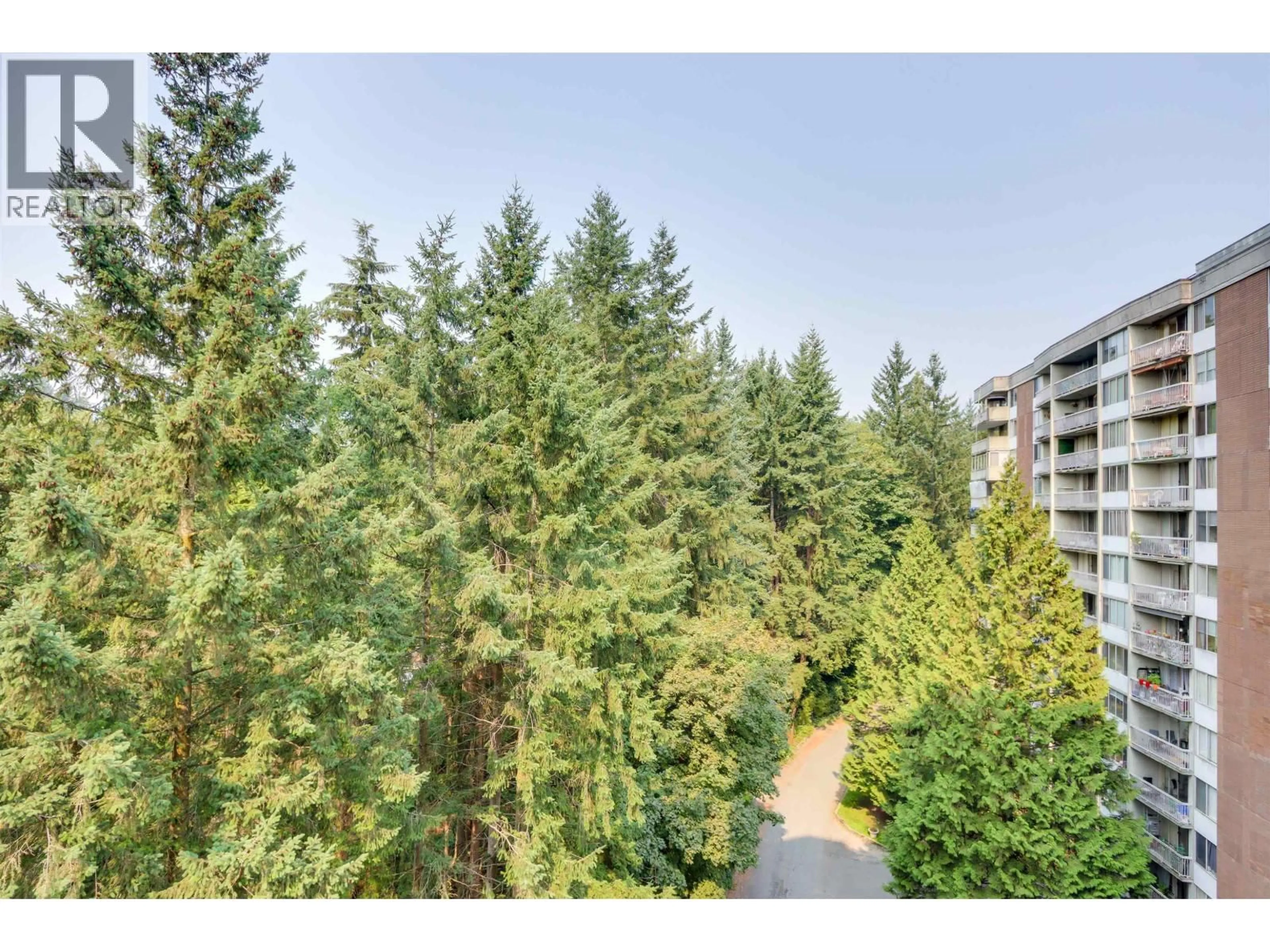 A pic from outside/outdoor area/front of a property/back of a property/a pic from drone, forest/trees view for 1004 - 2024 FULLERTON AVENUE, North Vancouver British Columbia V7P3G4