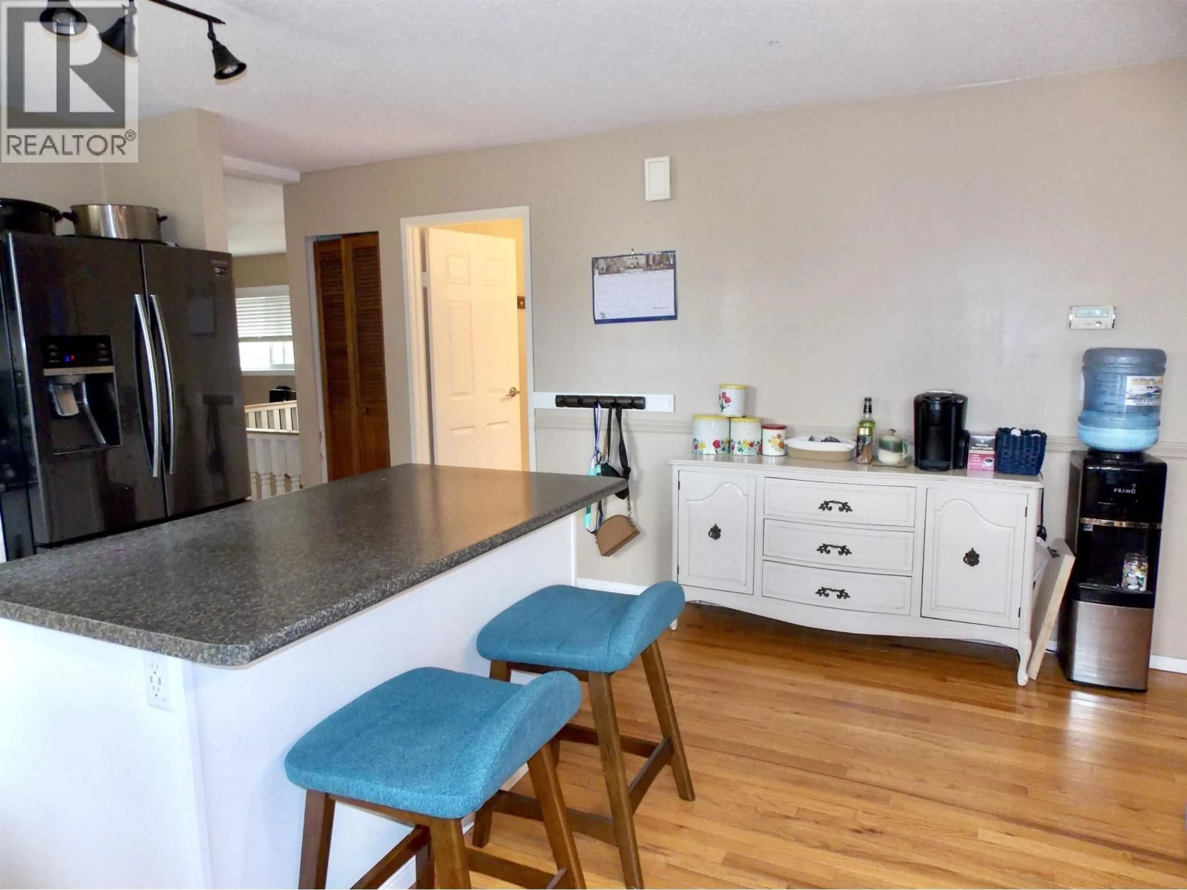 Open concept kitchen, unknown for 2116 KINGLET ROAD, Williams Lake British Columbia V2G5G3