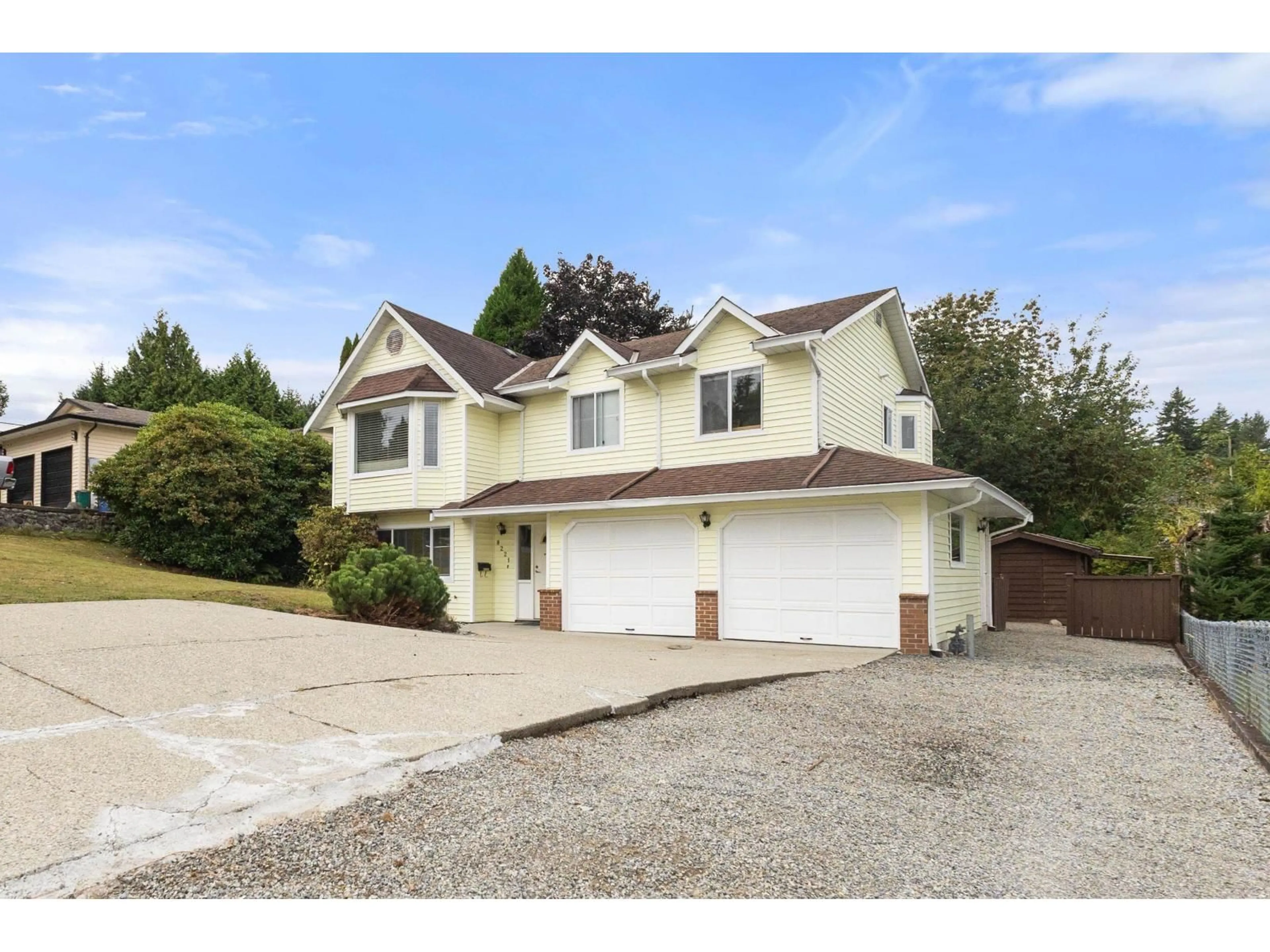 A pic from outside/outdoor area/front of a property/back of a property/a pic from drone, street for 8221 MILLER, Mission British Columbia V2V6H7