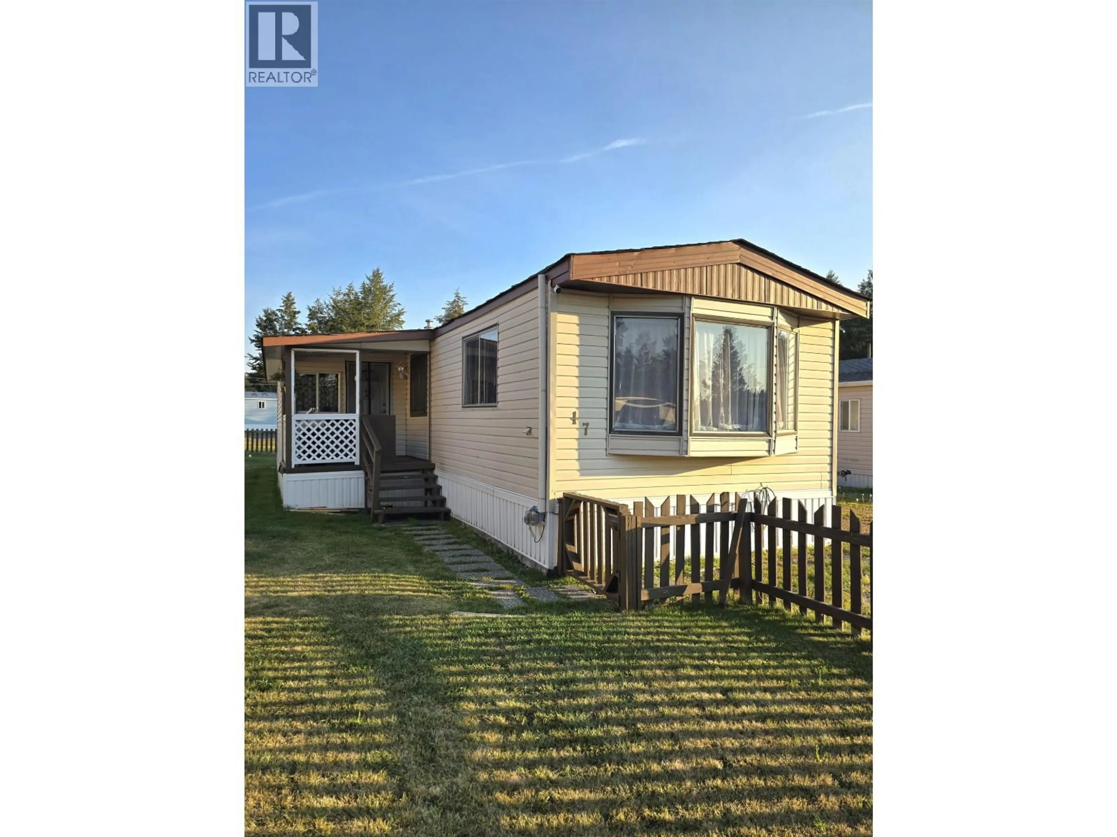 Shed for 17 - 5378 PARK DRIVE DRIVE, 100 Mile House British Columbia V0K2E1
