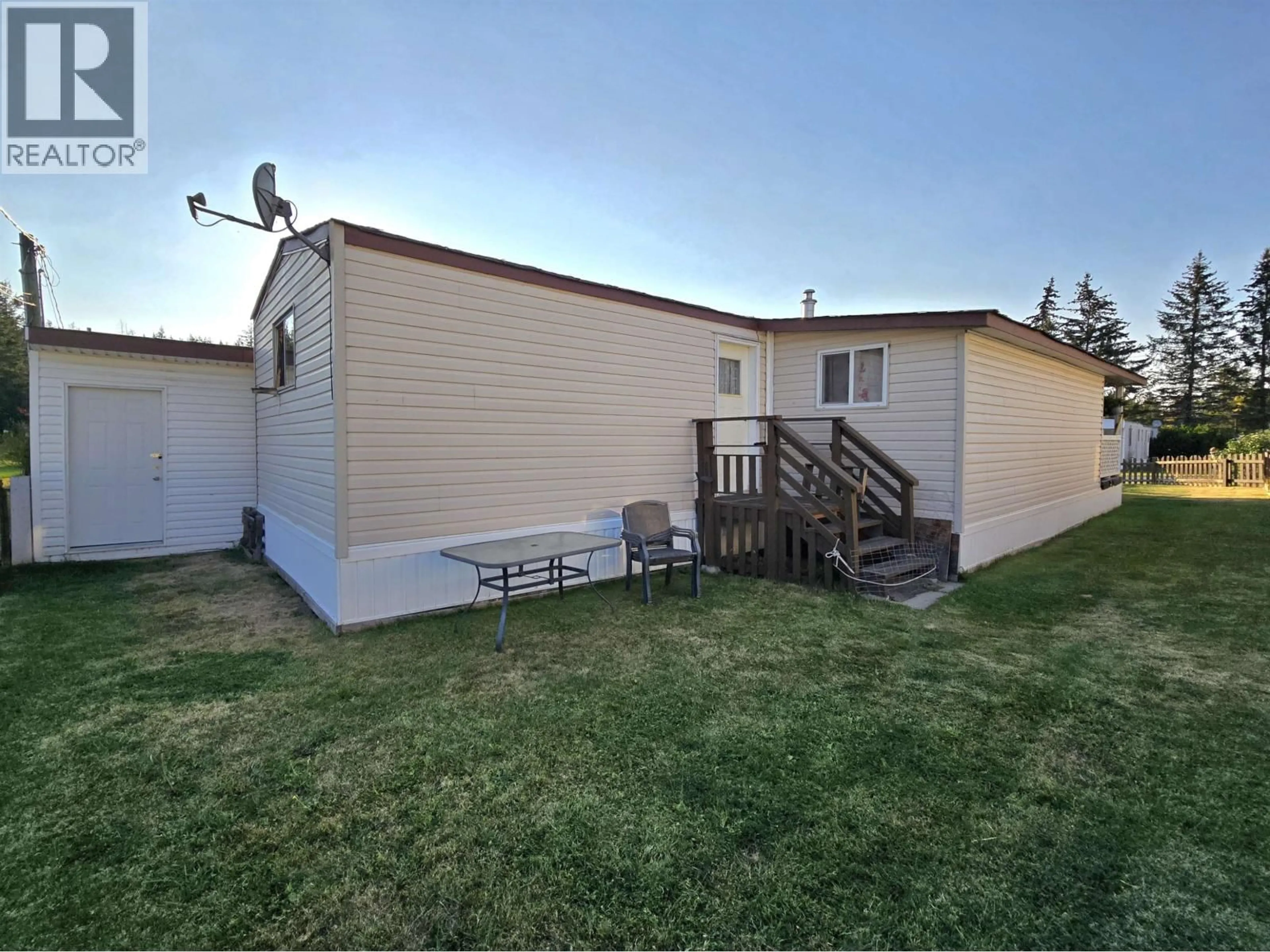 Unknown for 17 - 5378 PARK DRIVE DRIVE, 100 Mile House British Columbia V0K2E1