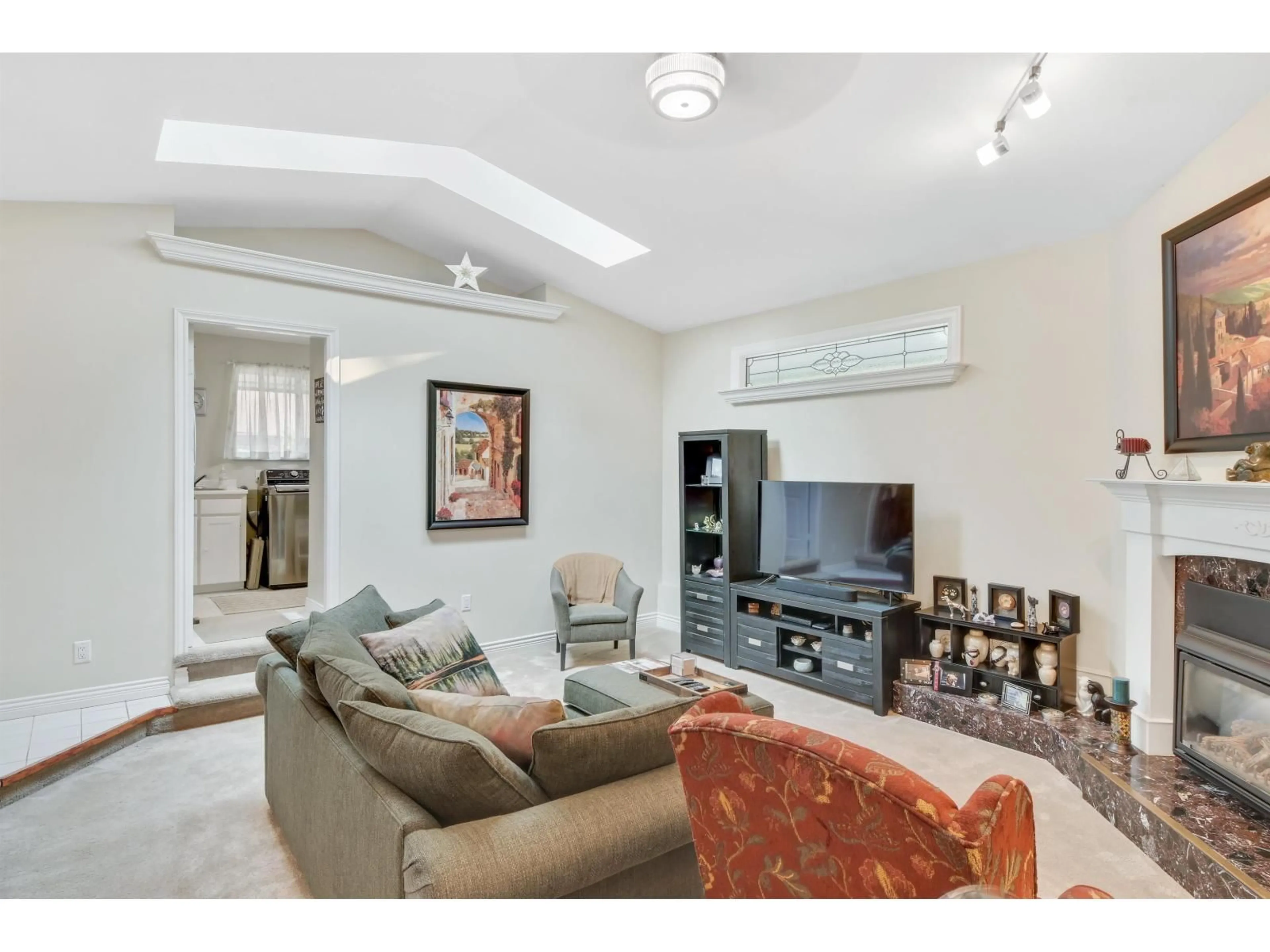 Living room with furniture, unknown for 19927 37, Langley British Columbia V3A2S4