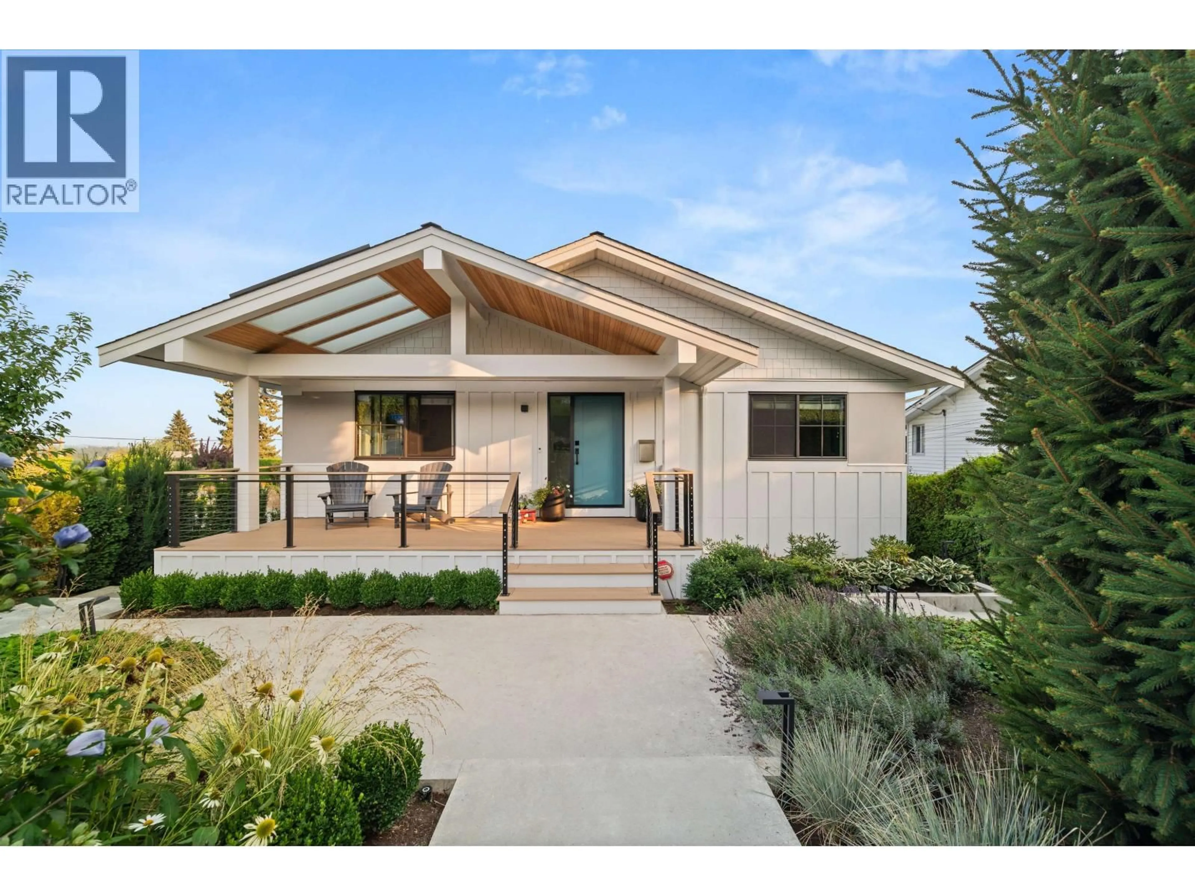 Home with vinyl exterior material, street for 995 CALVERHALL STREET, North Vancouver British Columbia V7L1Y1