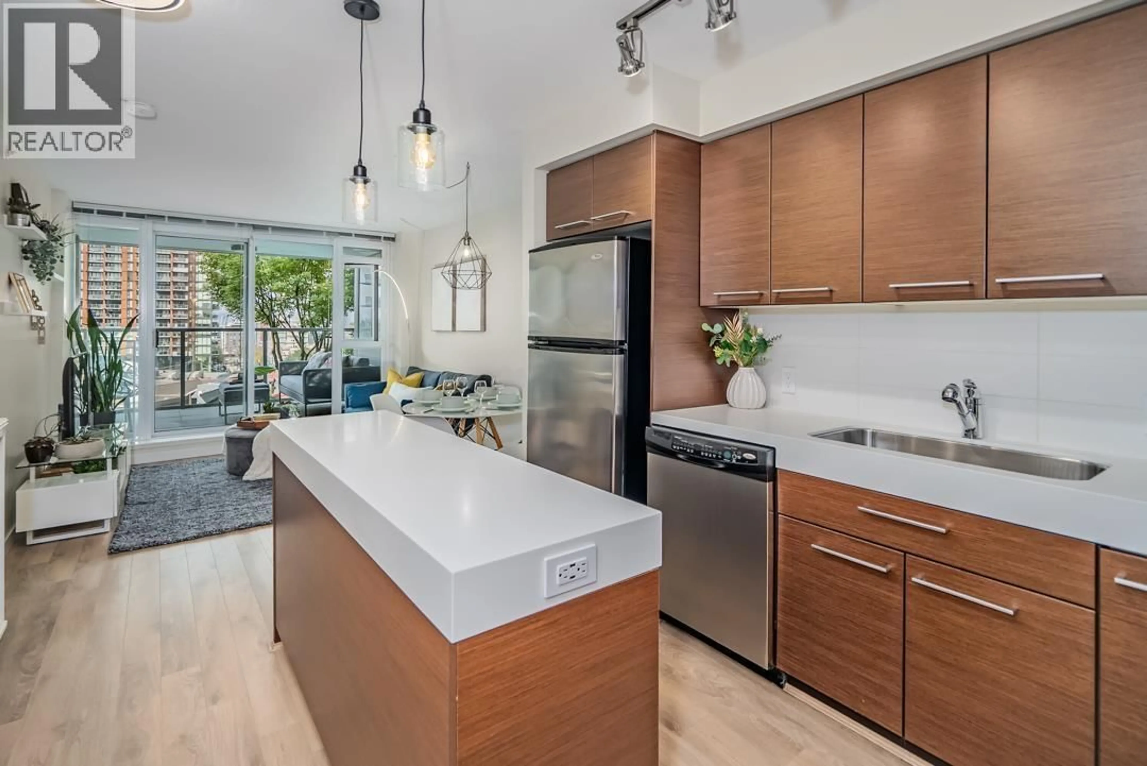 Open concept kitchen, unknown for 403 - 2770 SOPHIA STREET, Vancouver British Columbia V5T0A4