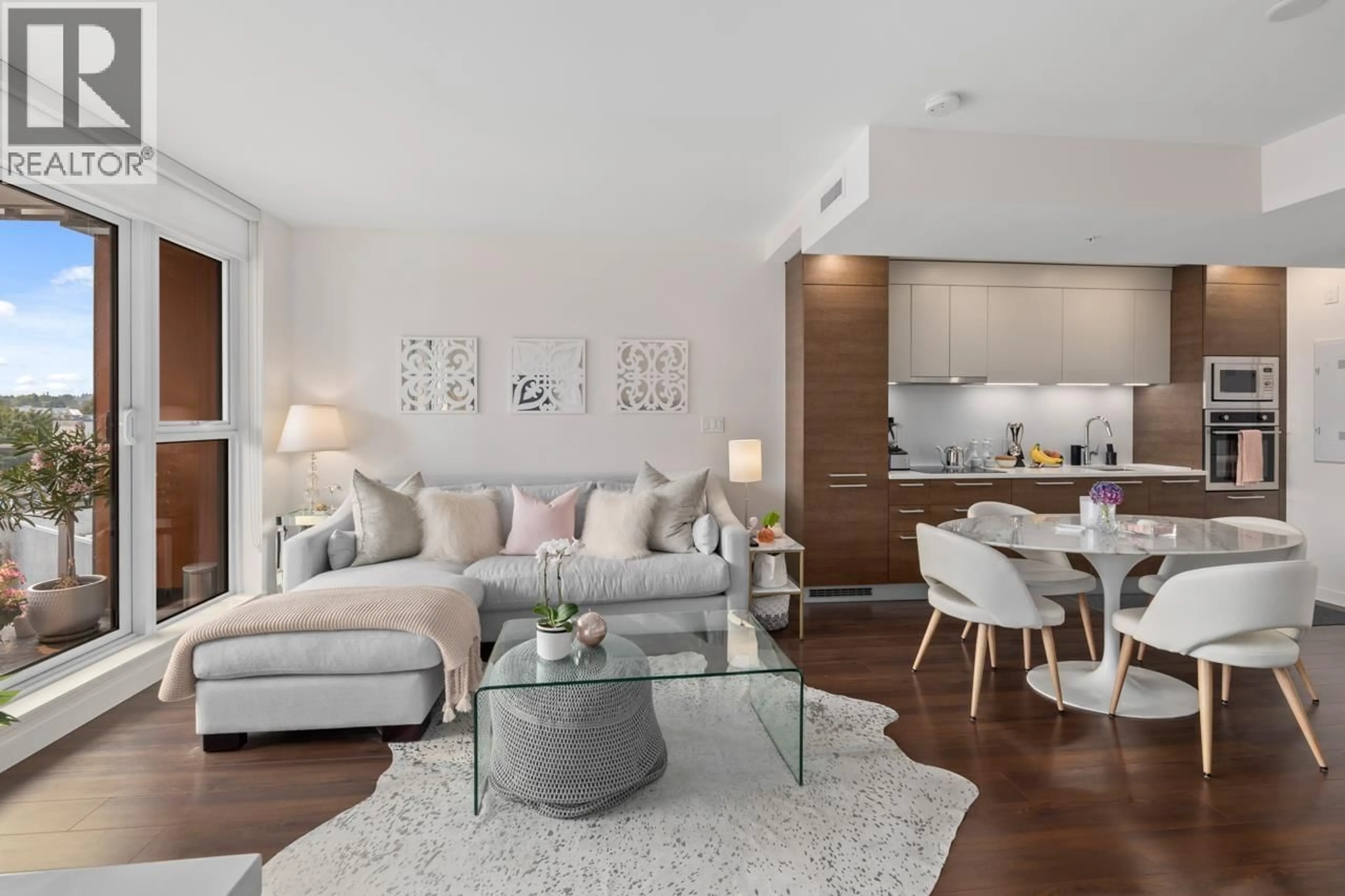Living room with furniture, unknown for 608 - 285 10TH AVENUE, Vancouver British Columbia V5T0H6