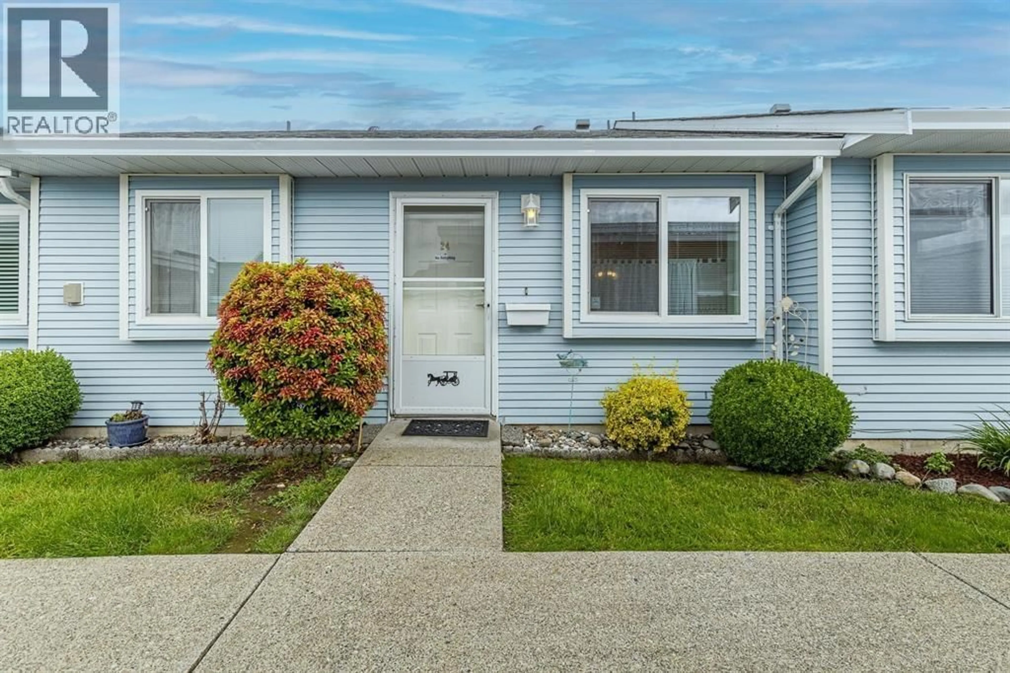 Home with vinyl exterior material, street for 24 - 23580 DEWDNEY TRUNK ROAD, Maple Ridge British Columbia V2X0S8