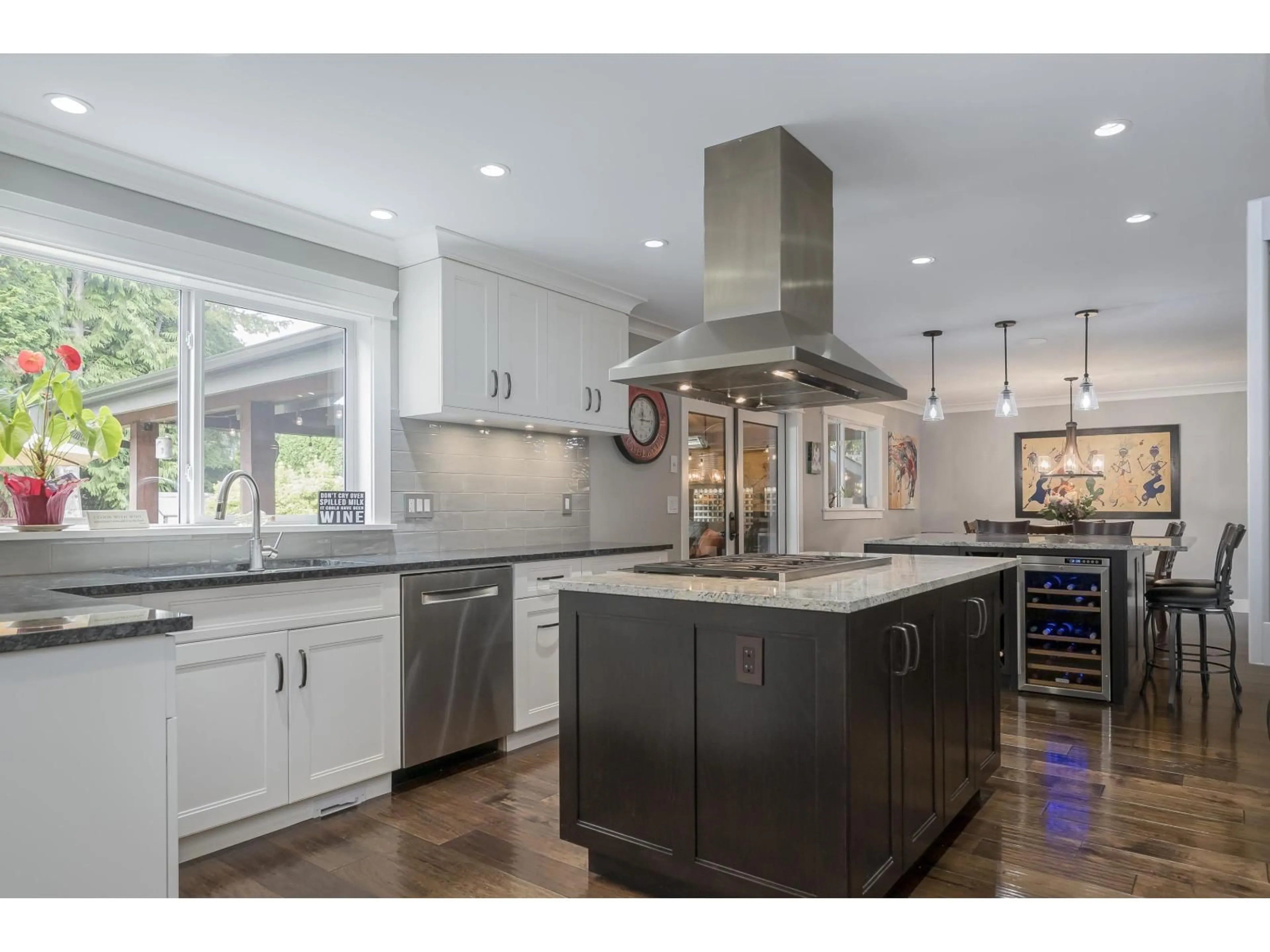 Contemporary kitchen, unknown for 4367 198, Langley British Columbia V3A1E5