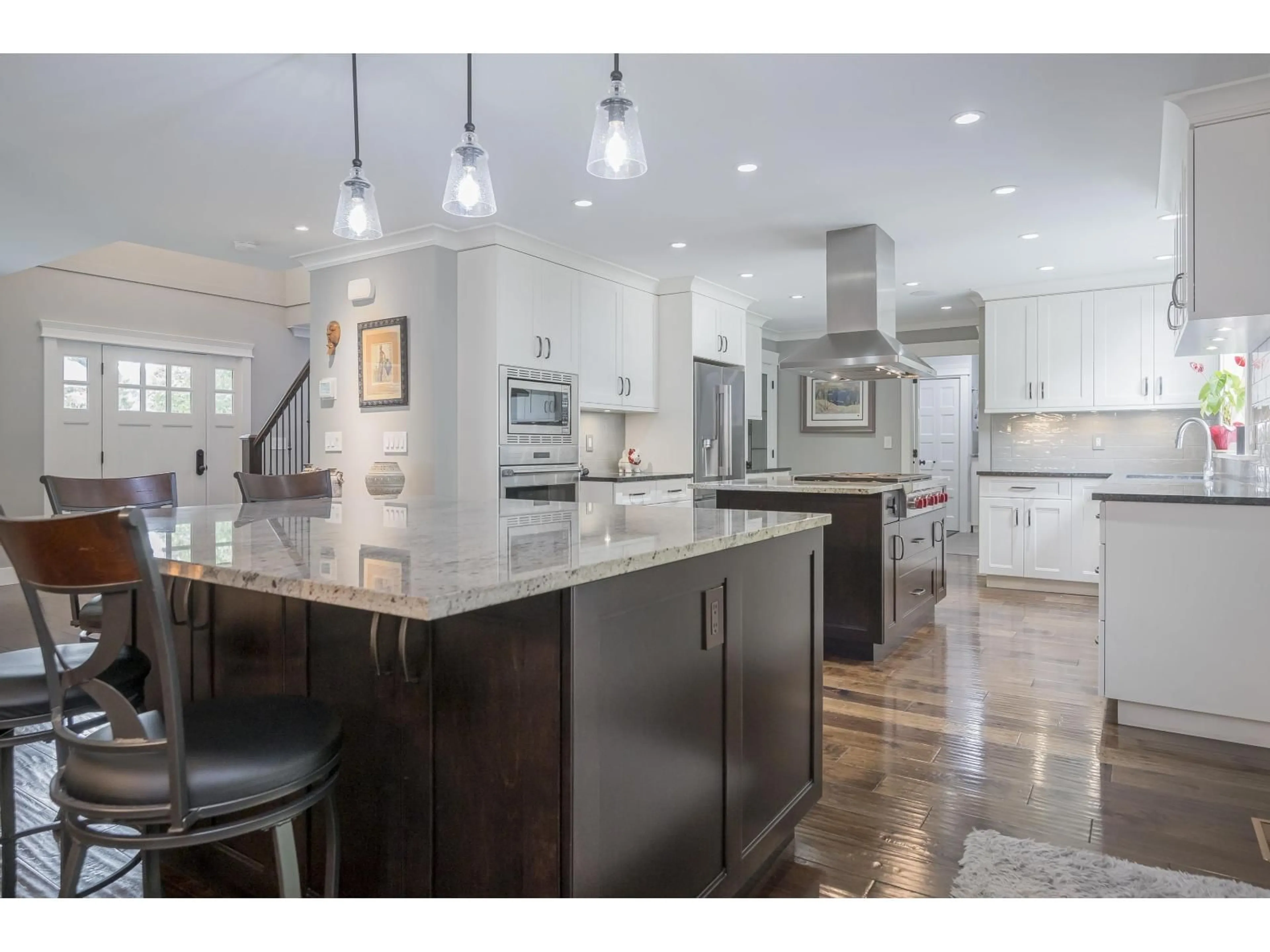 Open concept kitchen, unknown for 4367 198, Langley British Columbia V3A1E5