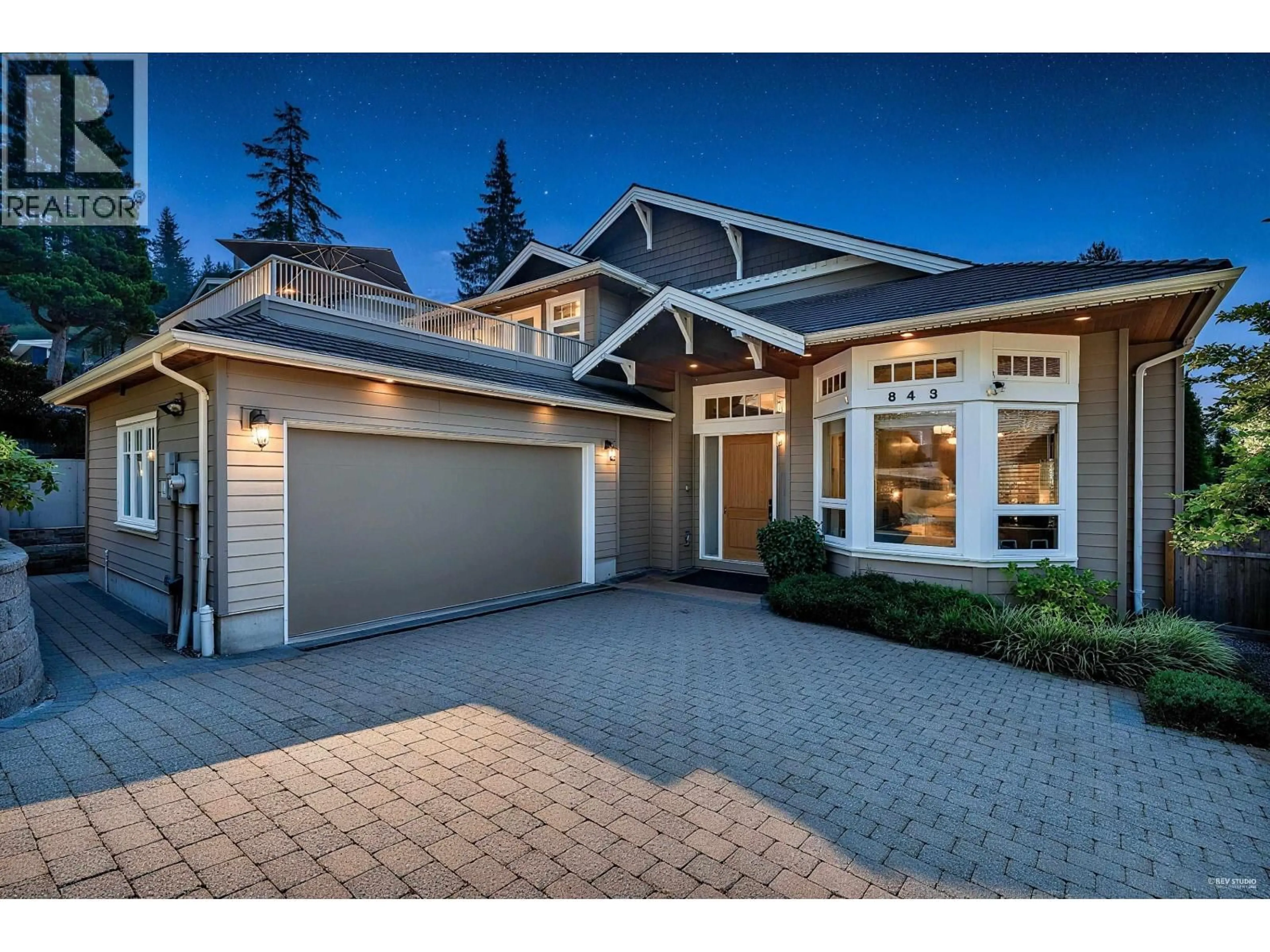 Unknown for 843 CANYON BOULEVARD, North Vancouver British Columbia V7R2J7