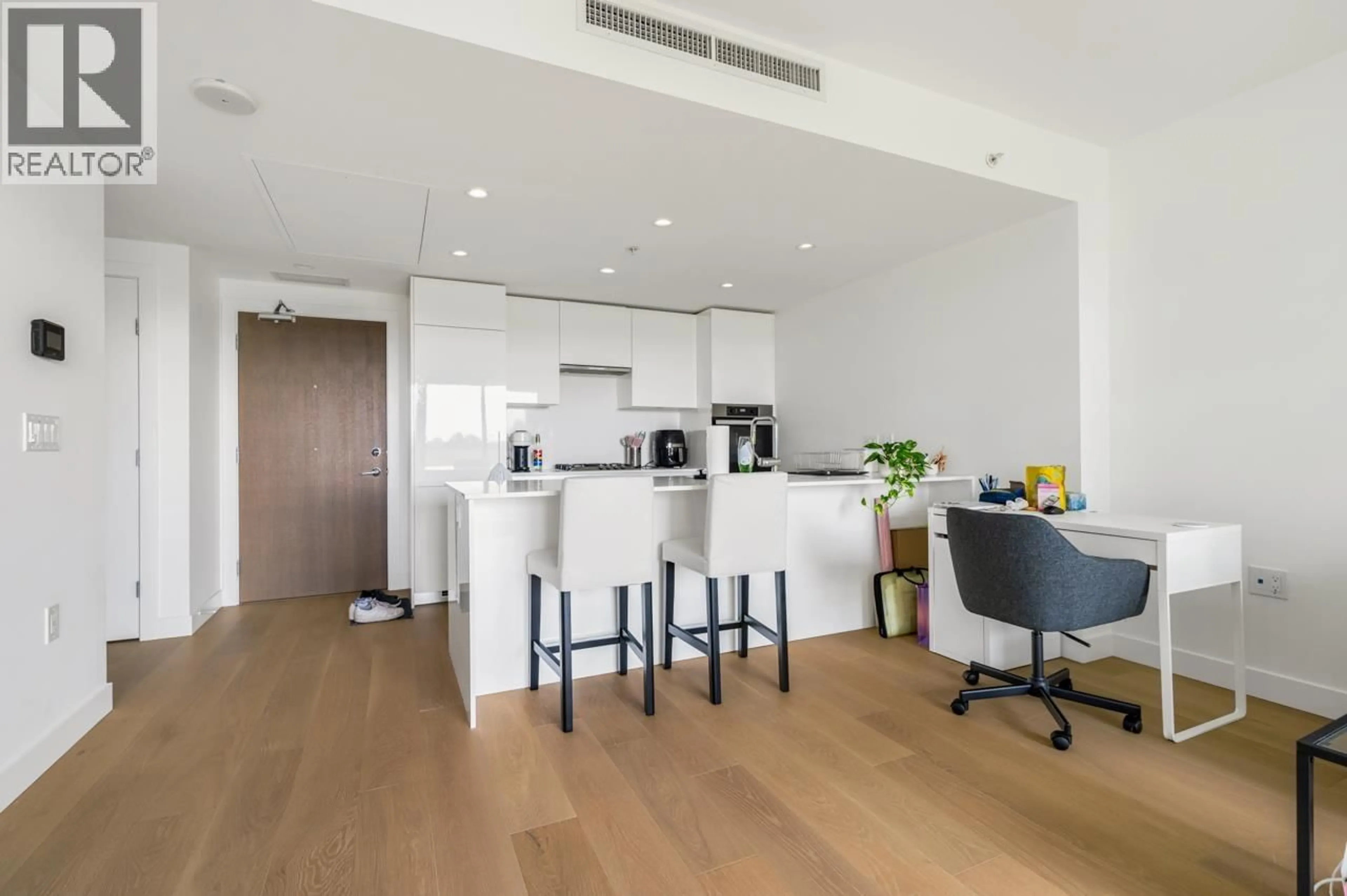 Unknown for 710 - 5766 GILBERT ROAD, Richmond British Columbia V6X1B7