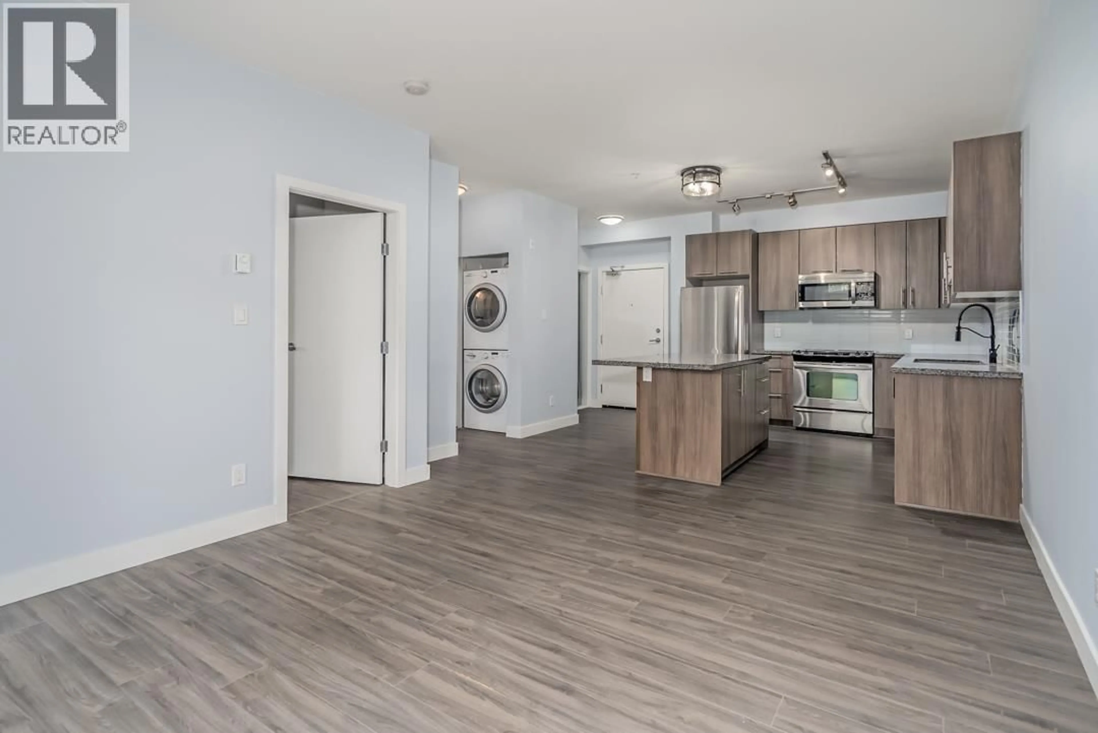 Open concept kitchen, wood/laminate floor for 107 - 12075 EDGE STREET, Maple Ridge British Columbia V2X9E6