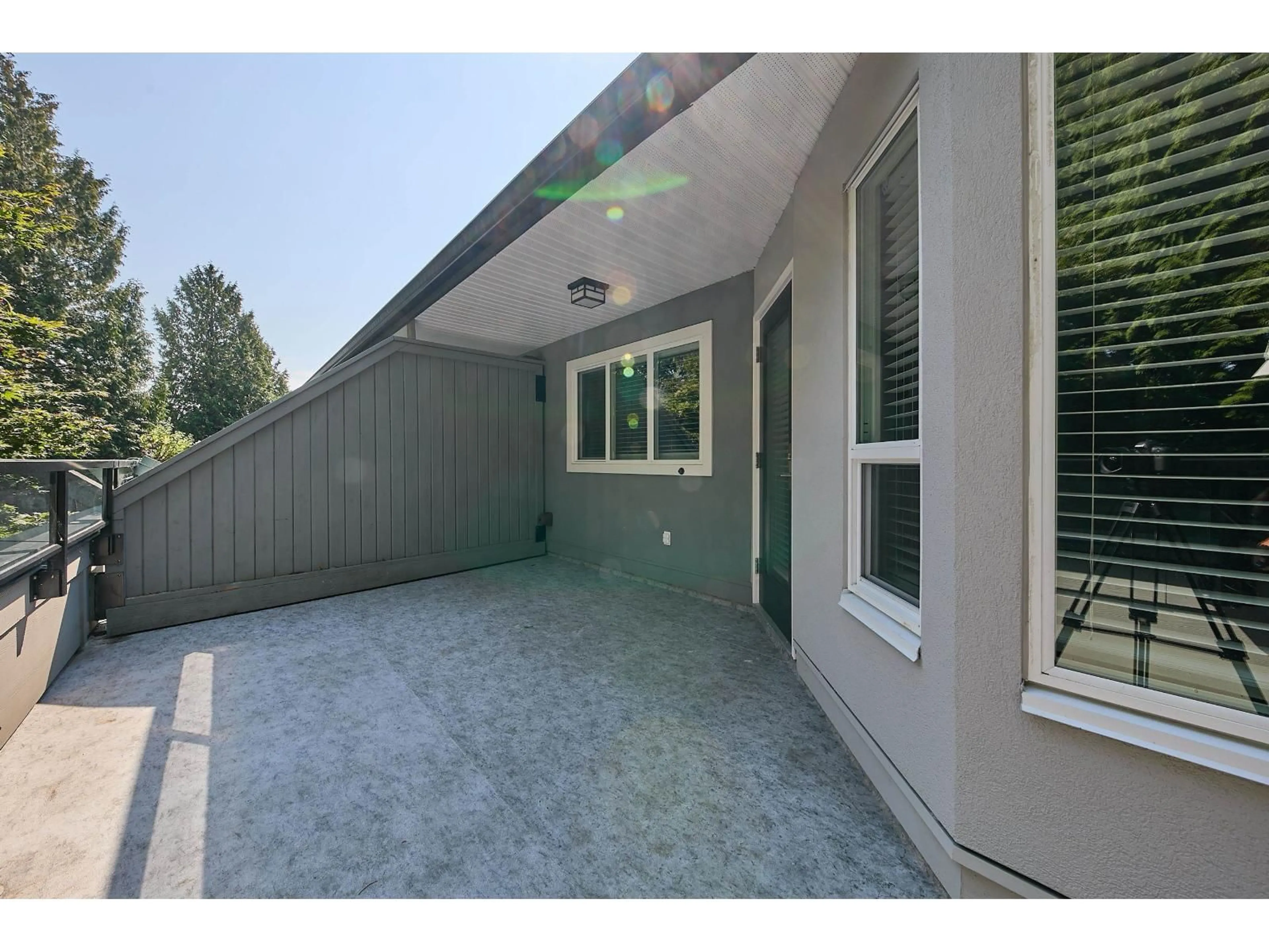 Patio, street for 204 - 2700 MCCALLUM, Abbotsford British Columbia V2S6X9