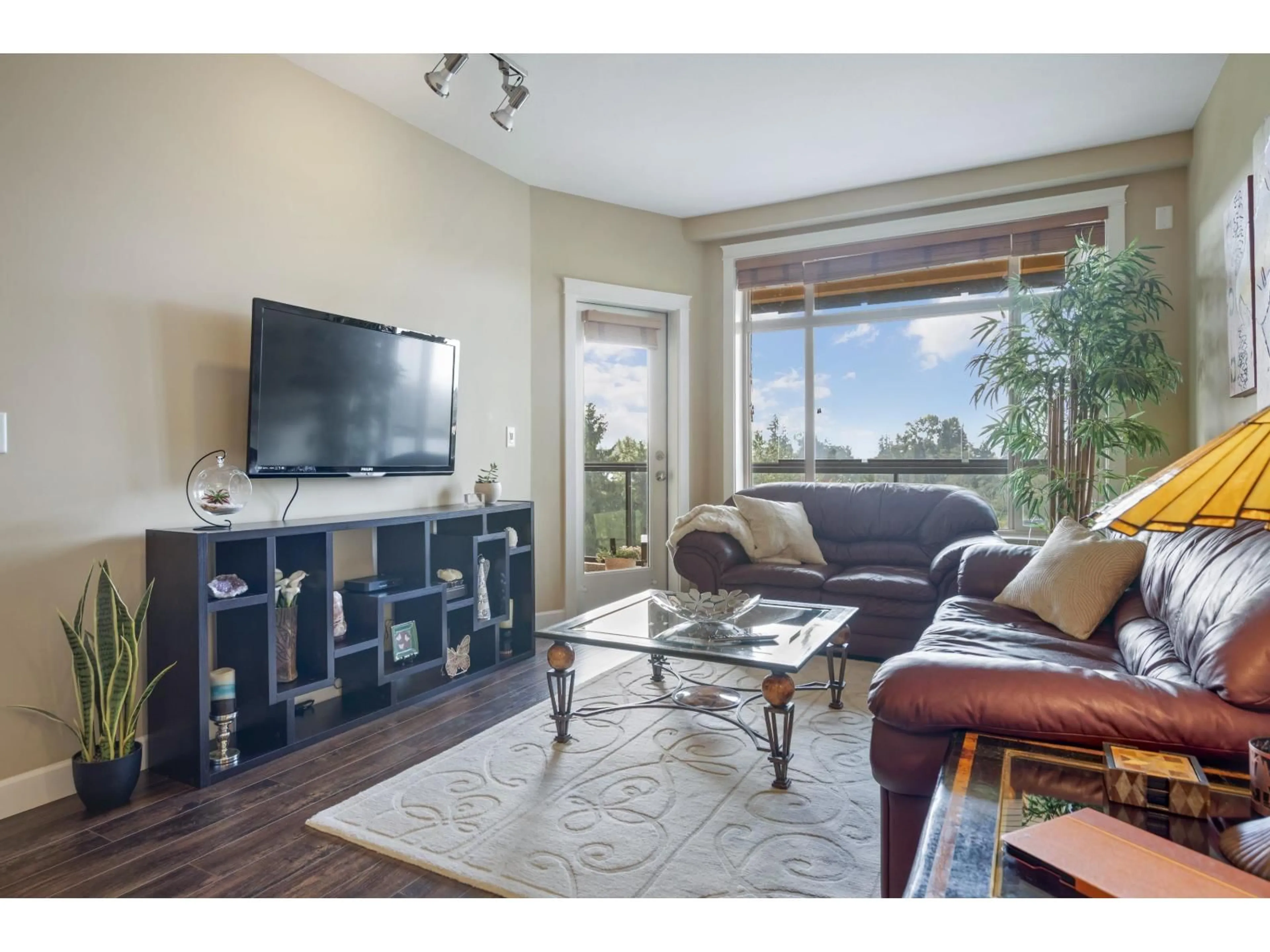 Living room with furniture, unknown for 530 - 8067 207, Langley British Columbia V2Y0P1