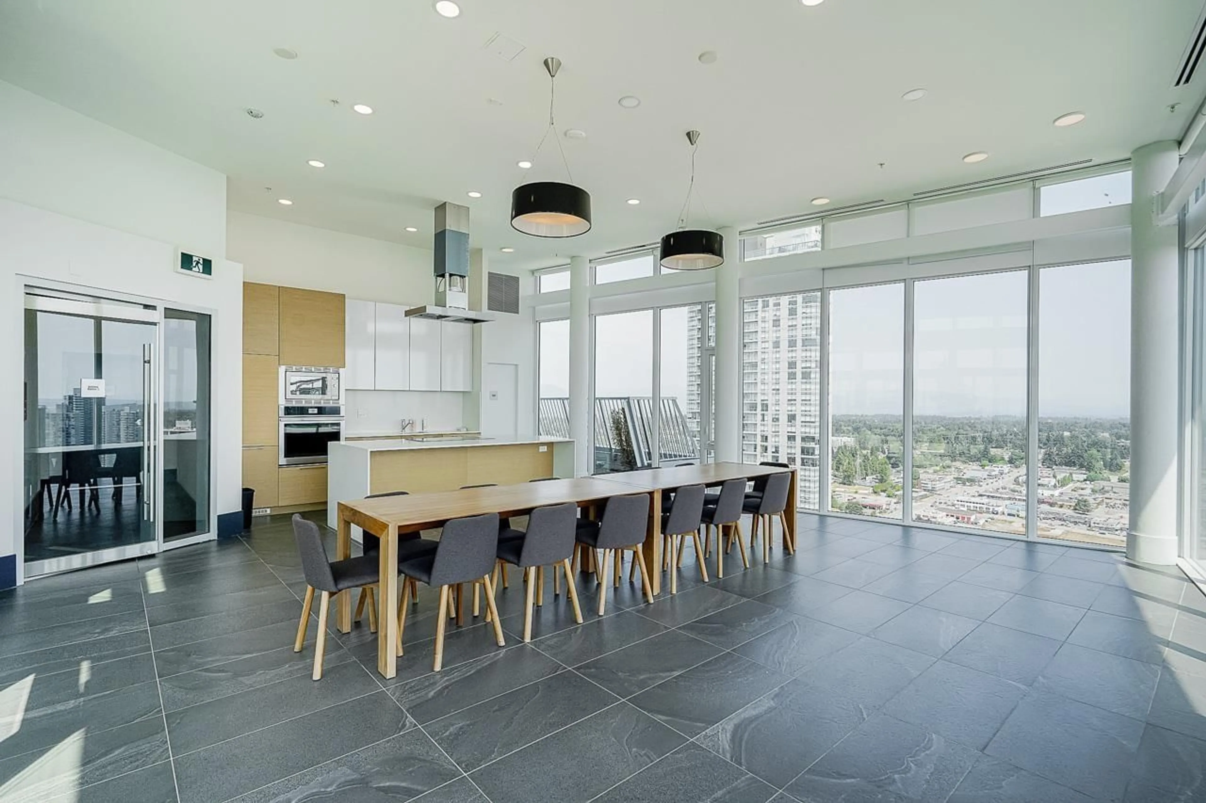 Contemporary kitchen, ceramic/tile floor for TH 107 - 13438 CENTRAL, Surrey British Columbia V3T0N2