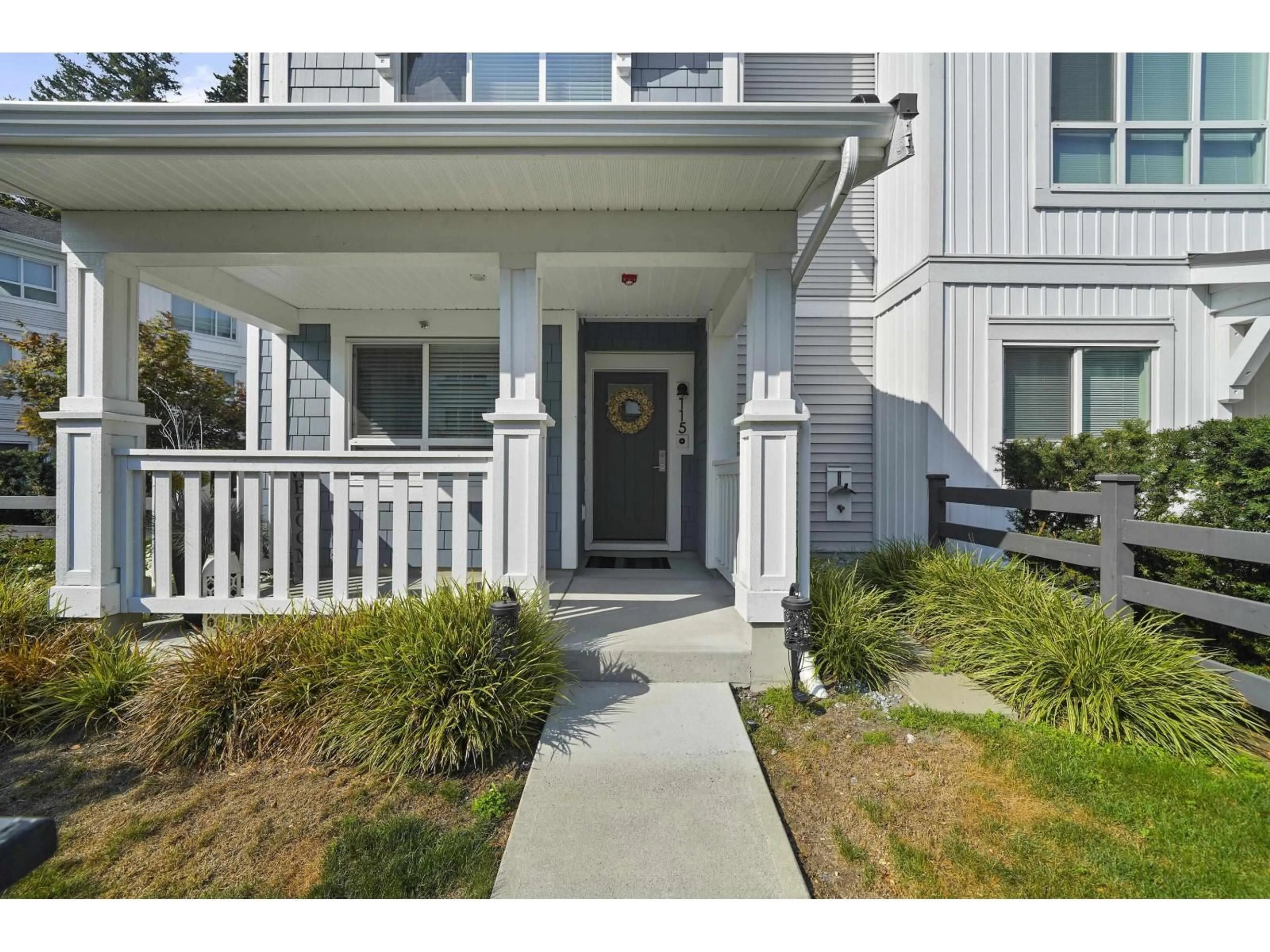 Indoor entryway for 115 - 8335 NELSON, Mission British Columbia V4S0E4
