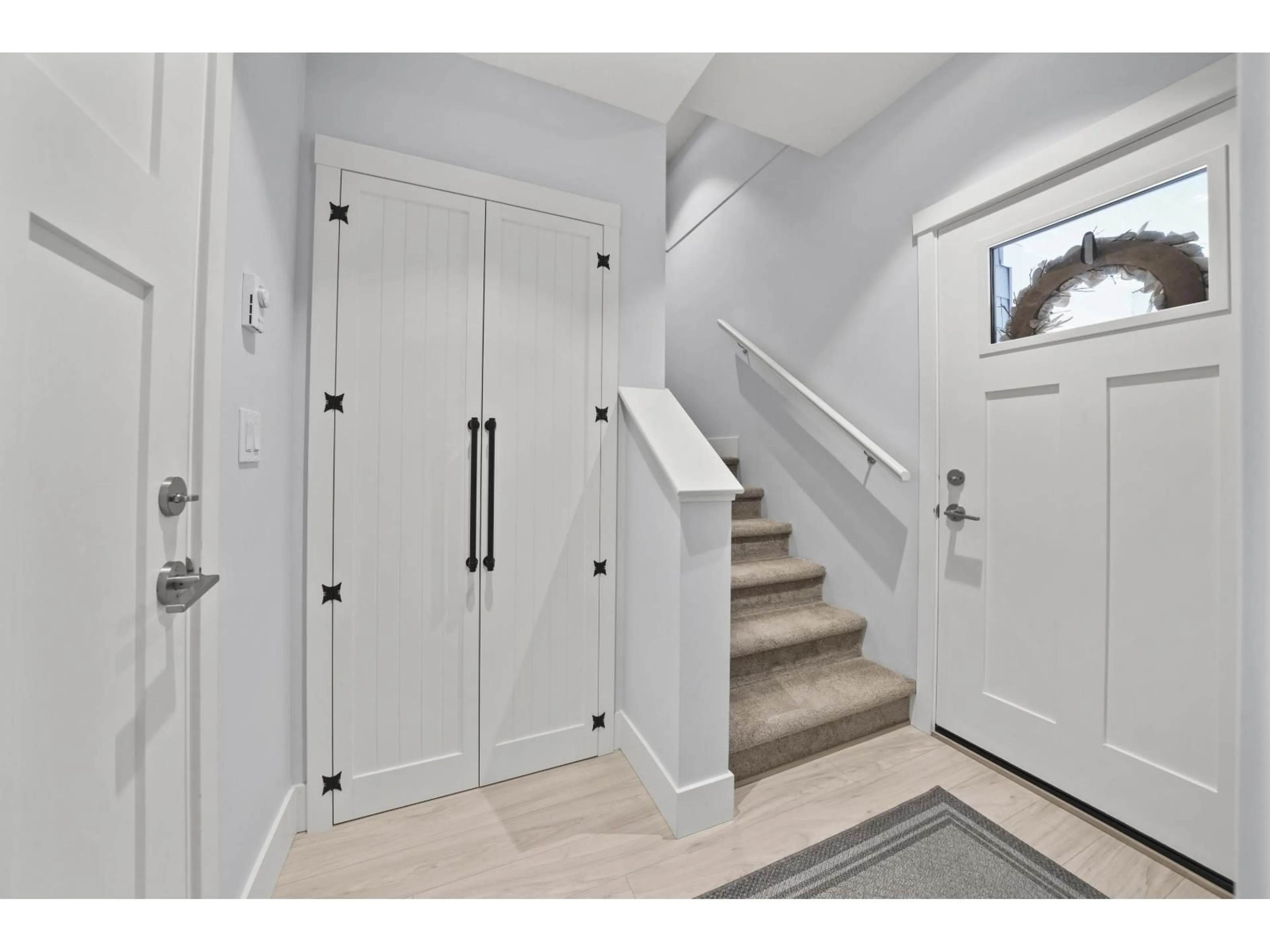 Indoor entryway for 115 - 8335 NELSON, Mission British Columbia V4S0E4