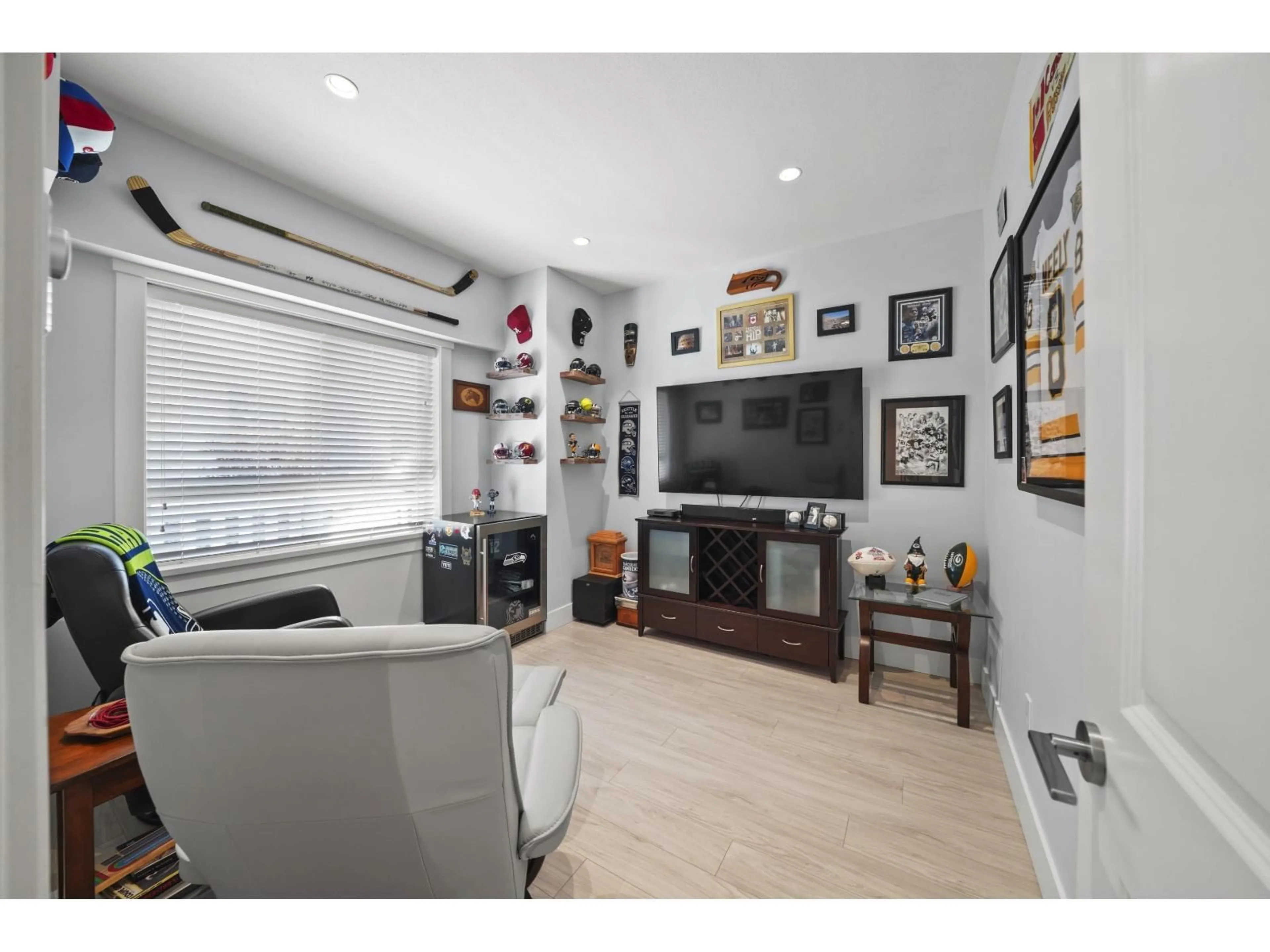 Home theater for 115 - 8335 NELSON, Mission British Columbia V4S0E4
