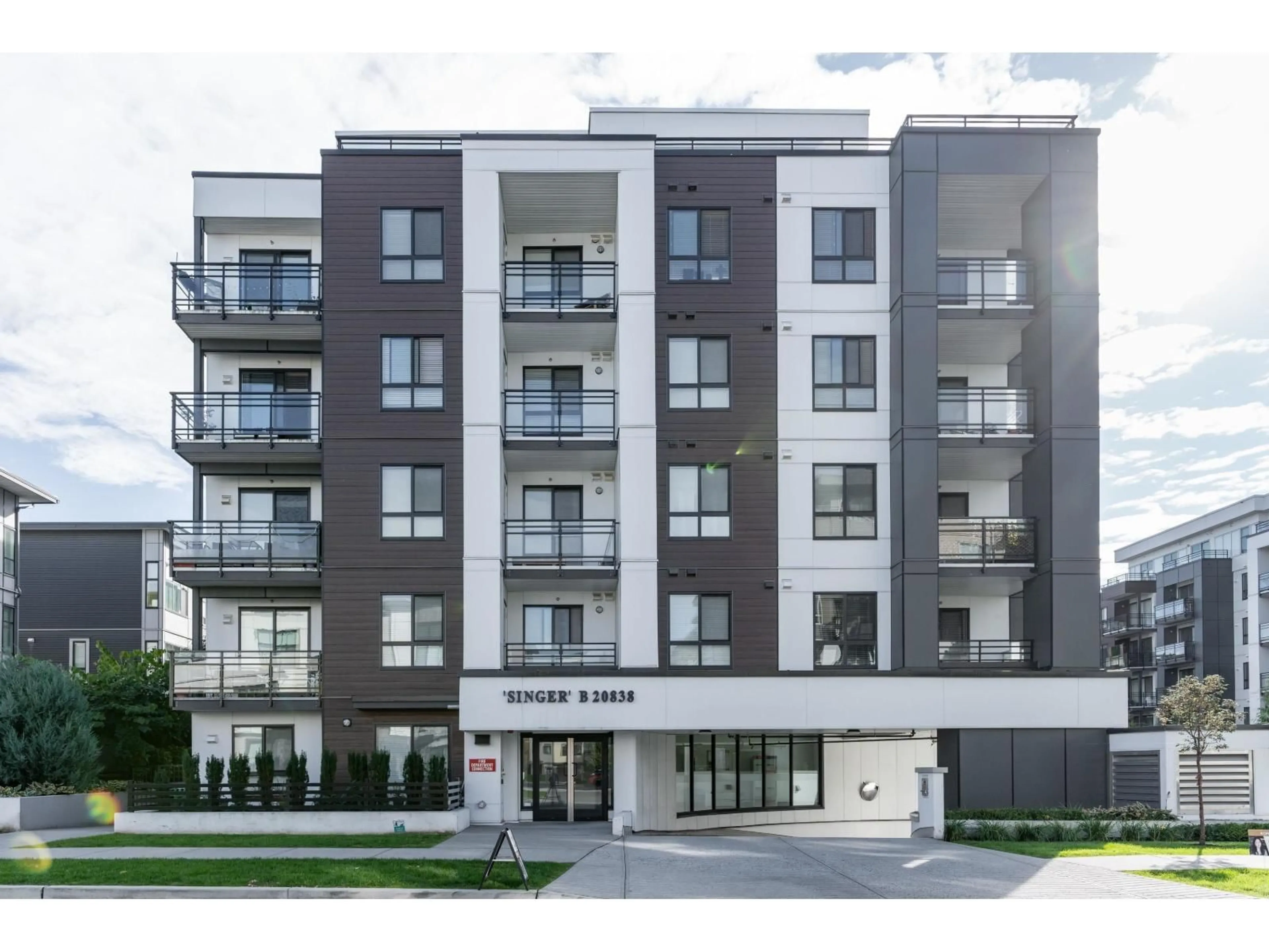 Unknown for B302 - 20838 78B, Langley British Columbia V2Y3M2