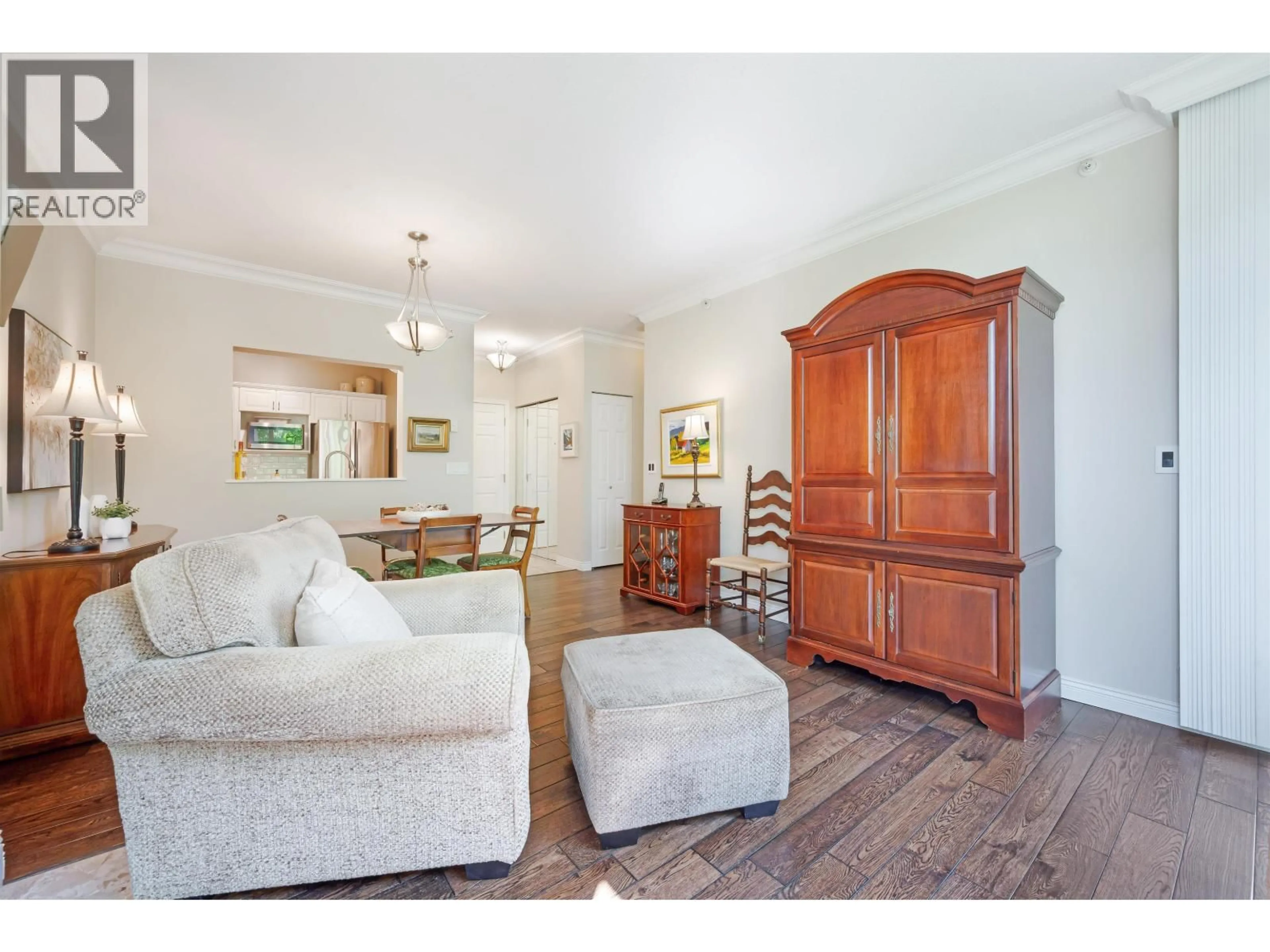 Living room with furniture, unknown for 302 - 160 KEITH ROAD, North Vancouver British Columbia V7M3M2
