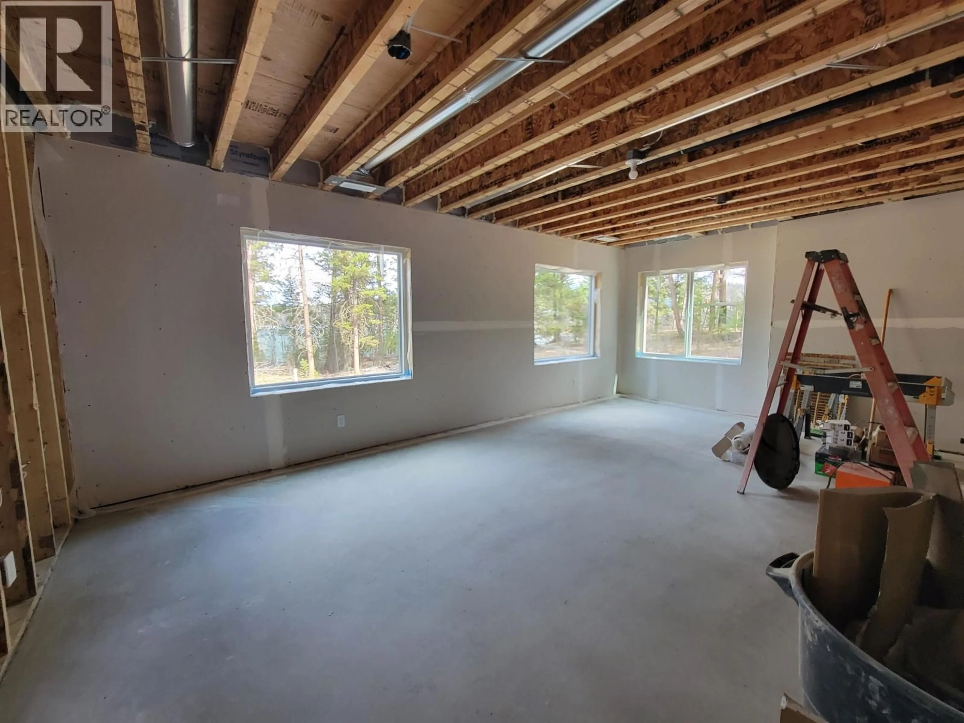 Indoor garage for 5343 ANNAHAM CRESCENT, 108 Mile Ranch British Columbia V0K2Z0