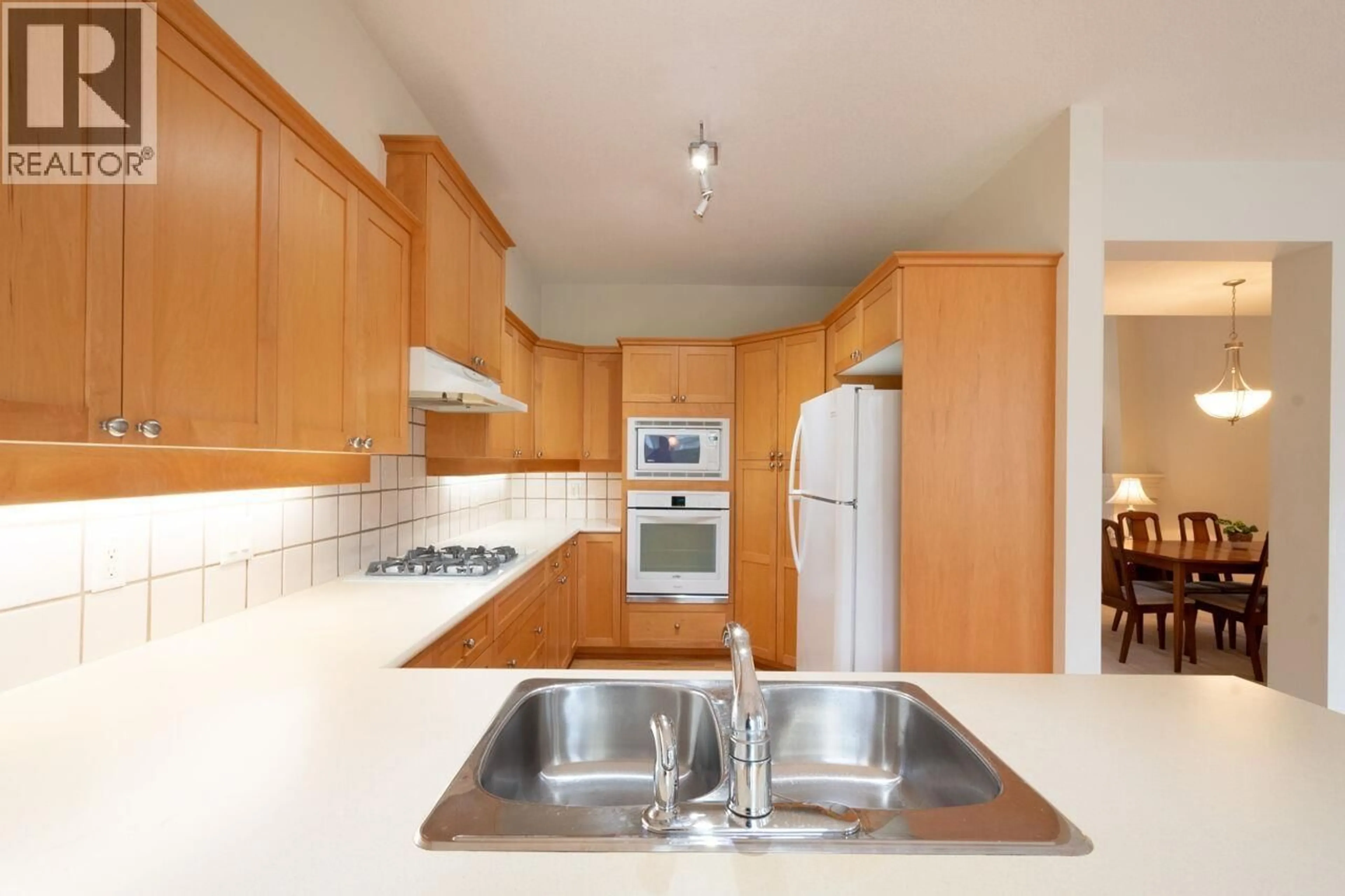 Standard kitchen, unknown for 68 - 5900 FERRY ROAD, Delta British Columbia V4K5C3