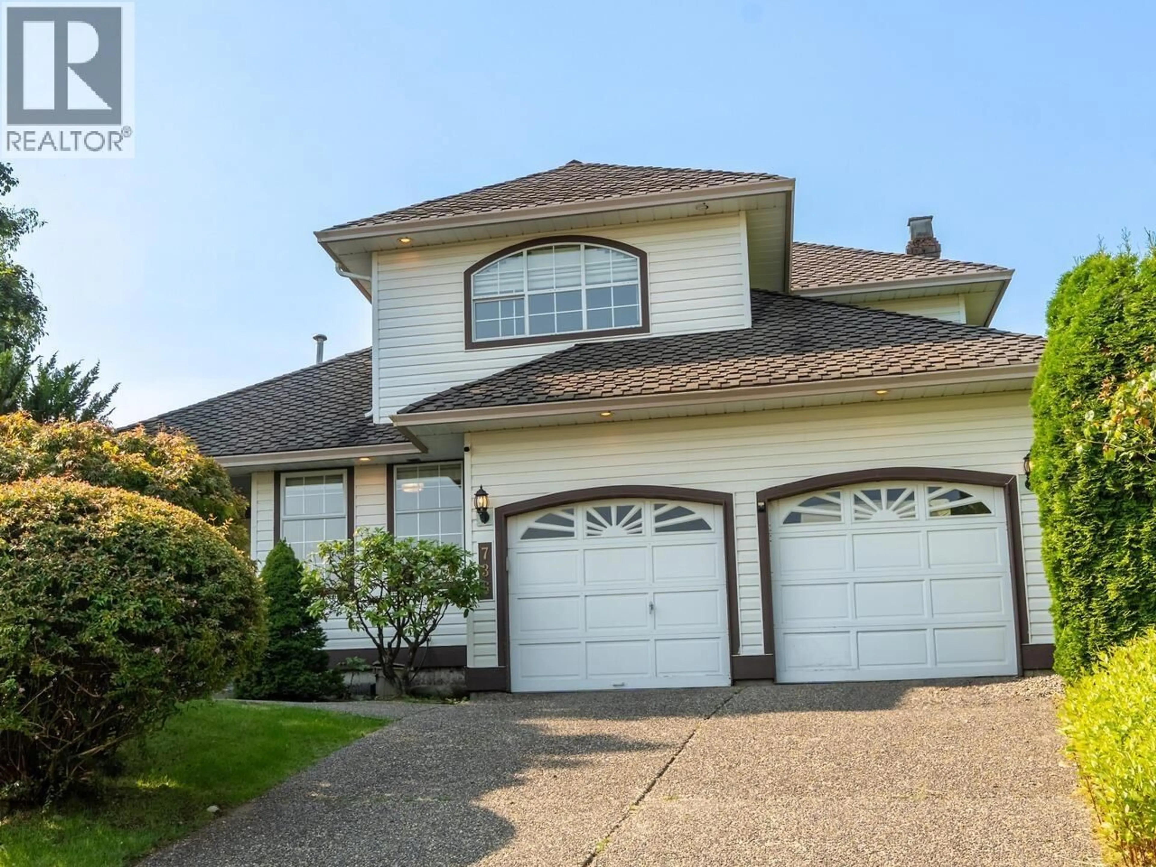Home with vinyl exterior material, street for 736 CLEARWATER WAY, Coquitlam British Columbia V3C6A3
