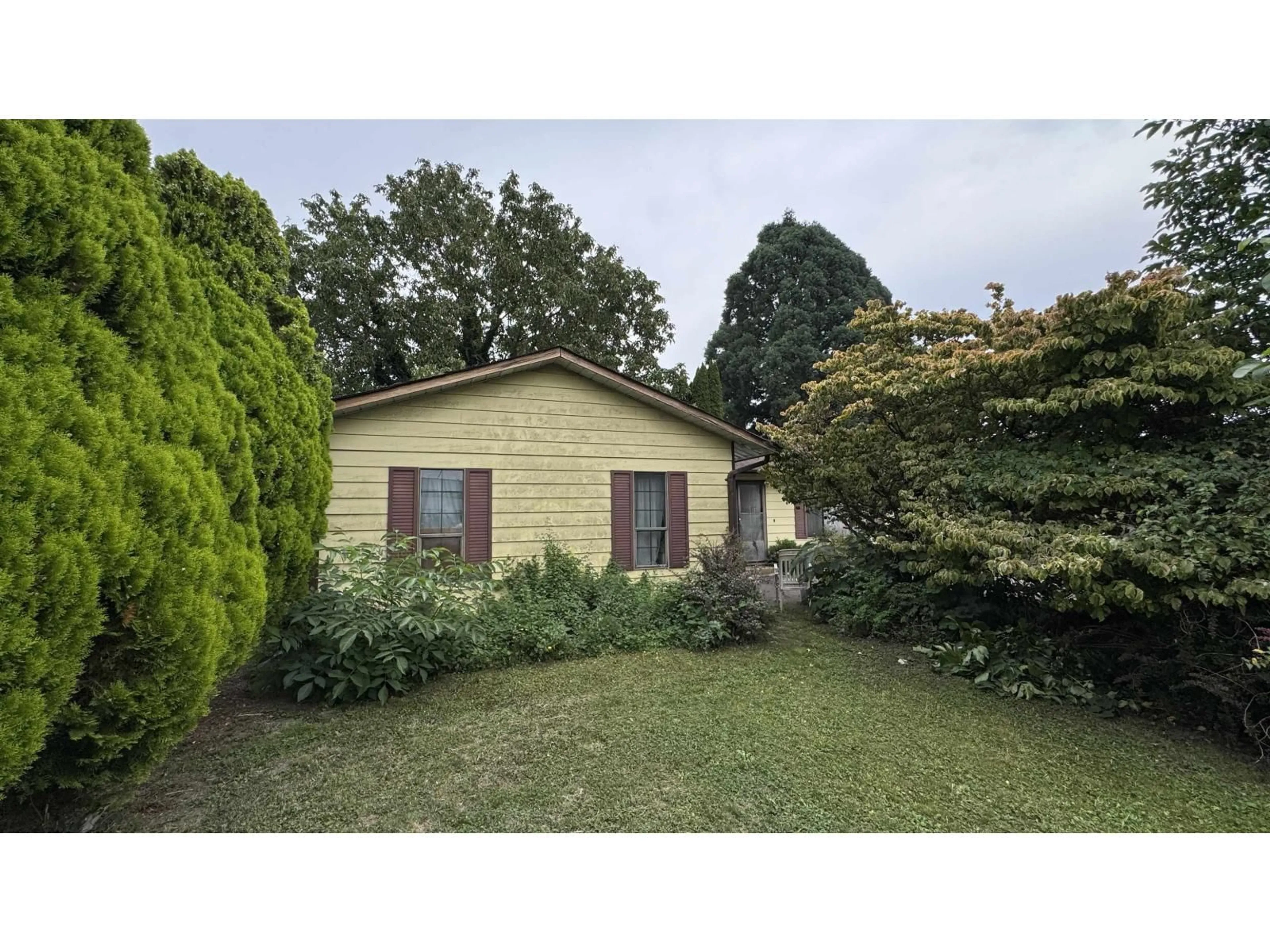 Shed for 8900 CHARLES STREET, Chilliwack British Columbia V2P7H8