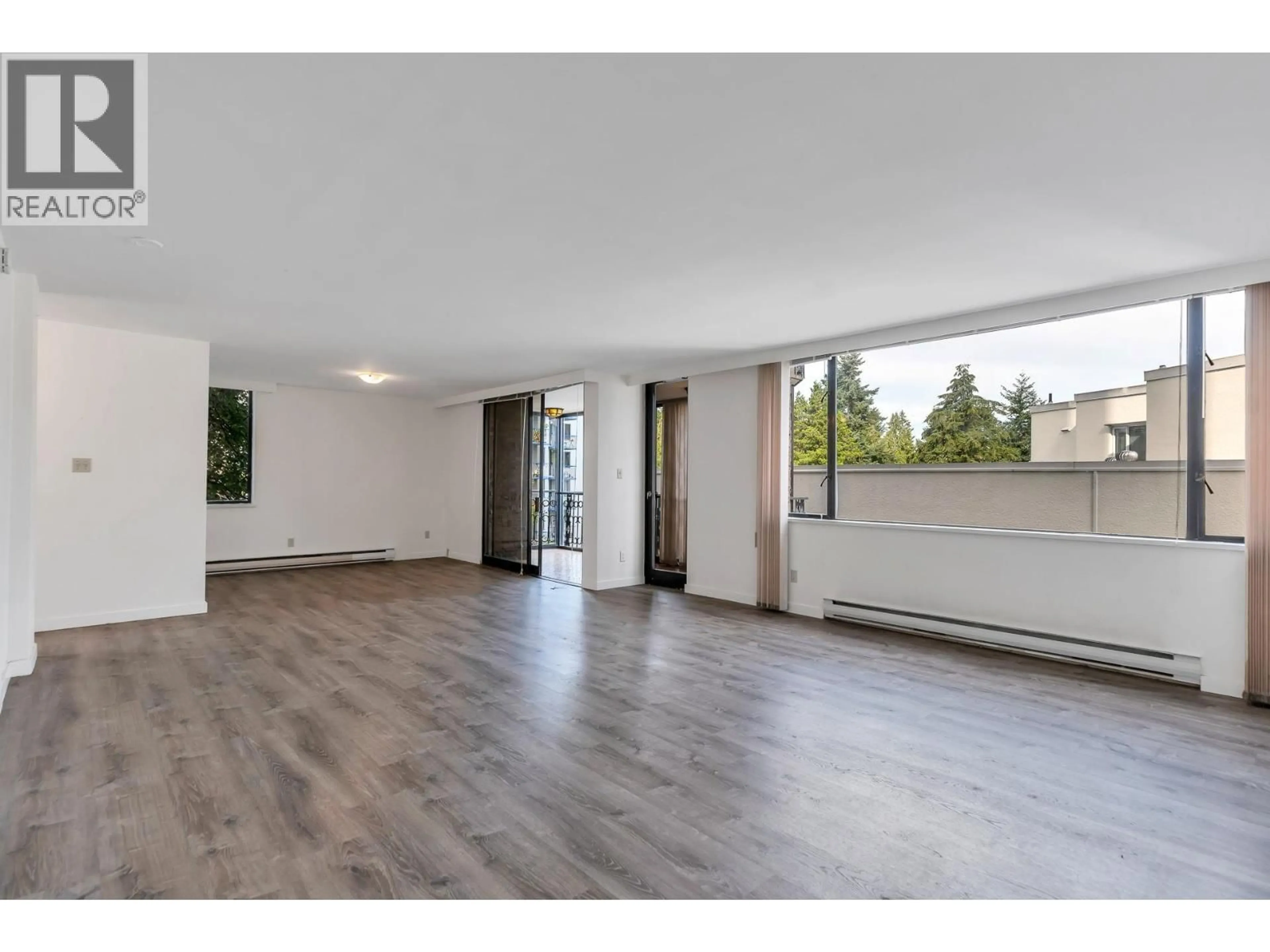 Unknown for 201 - 845 CHILCO STREET, Vancouver British Columbia V6G2R2