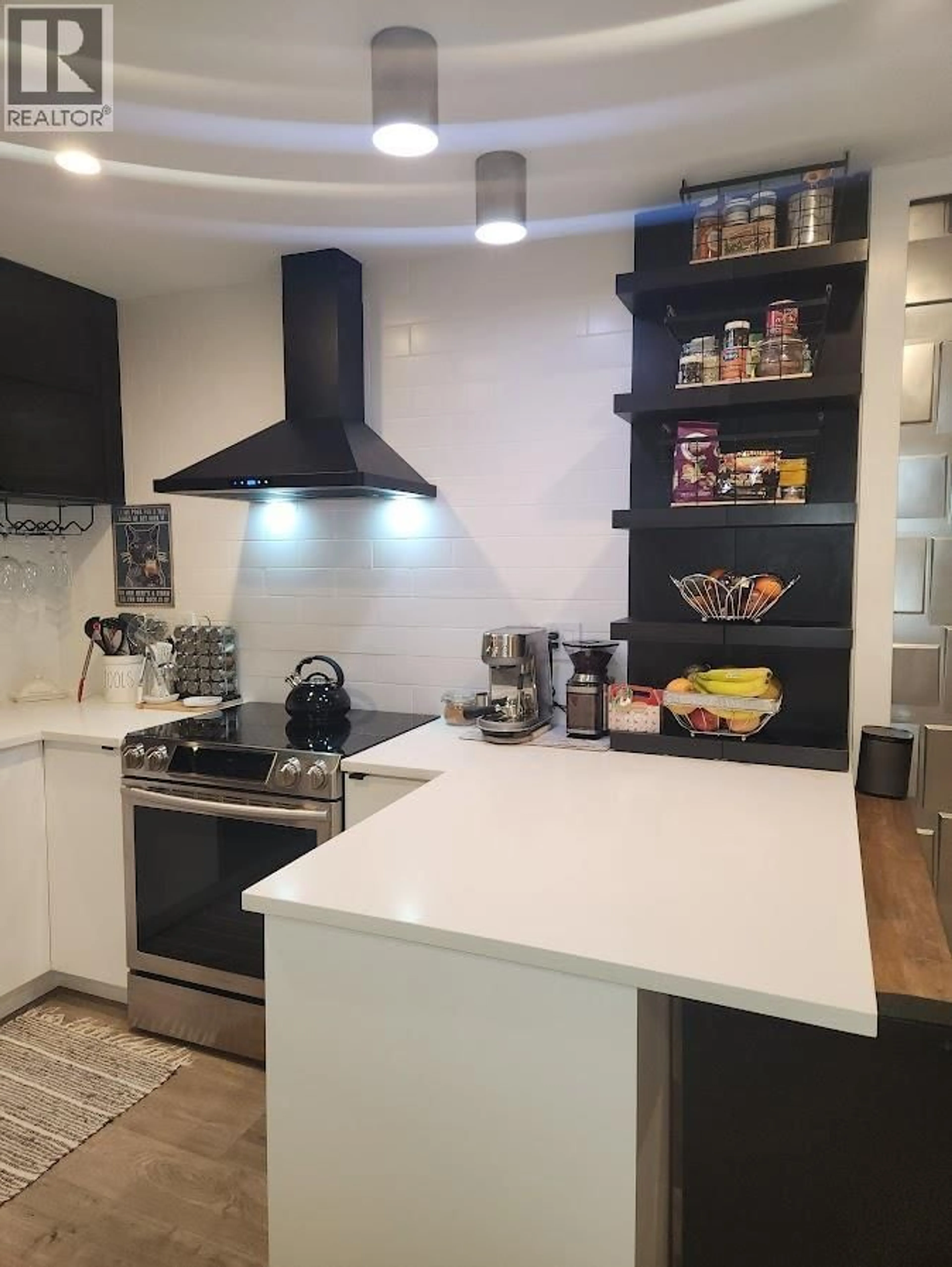 Contemporary kitchen, unknown for 402 - 1718 NELSON STREET, Vancouver British Columbia V6G1M8